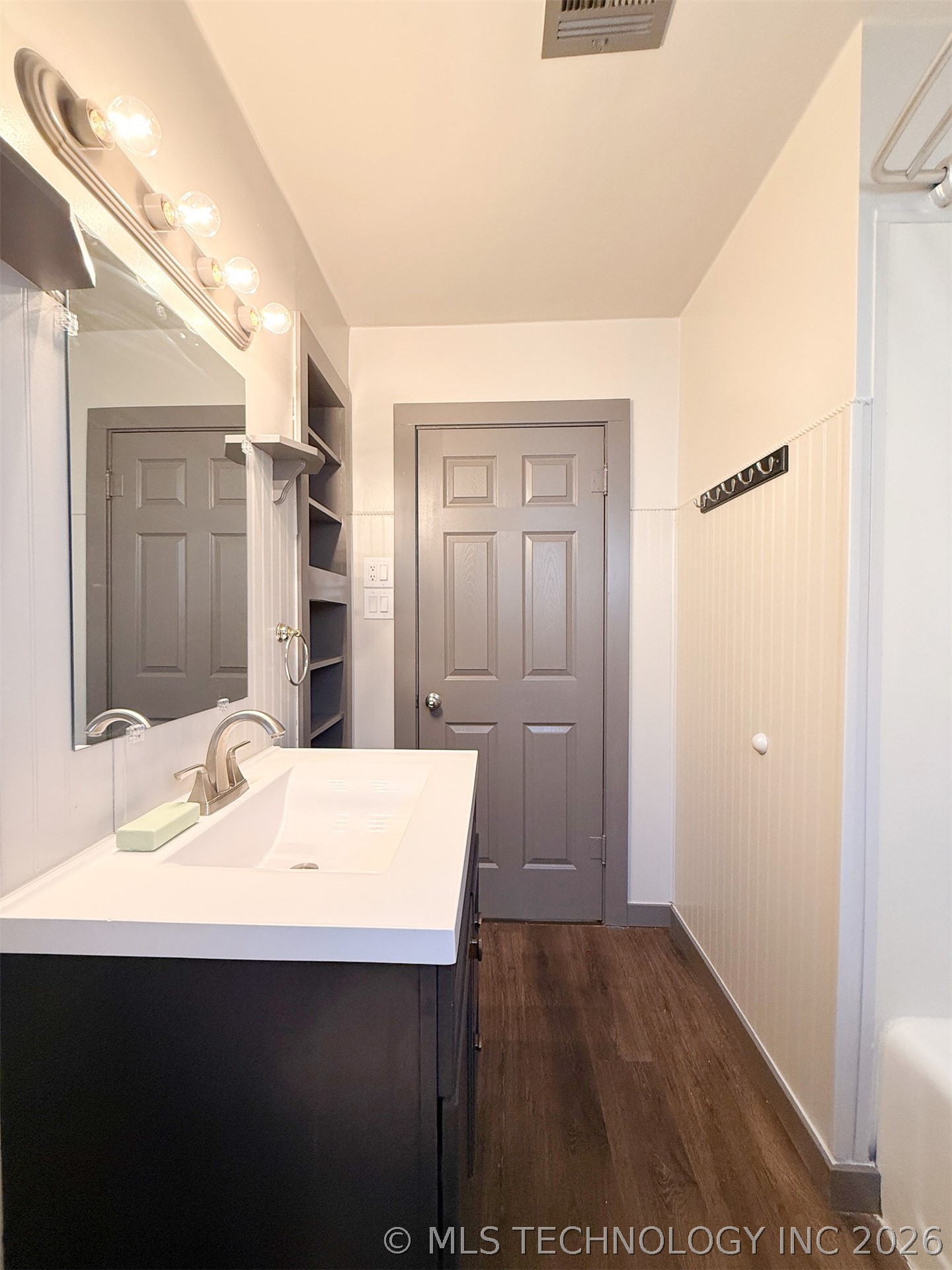 624 W Kirk Street Property Photo 24