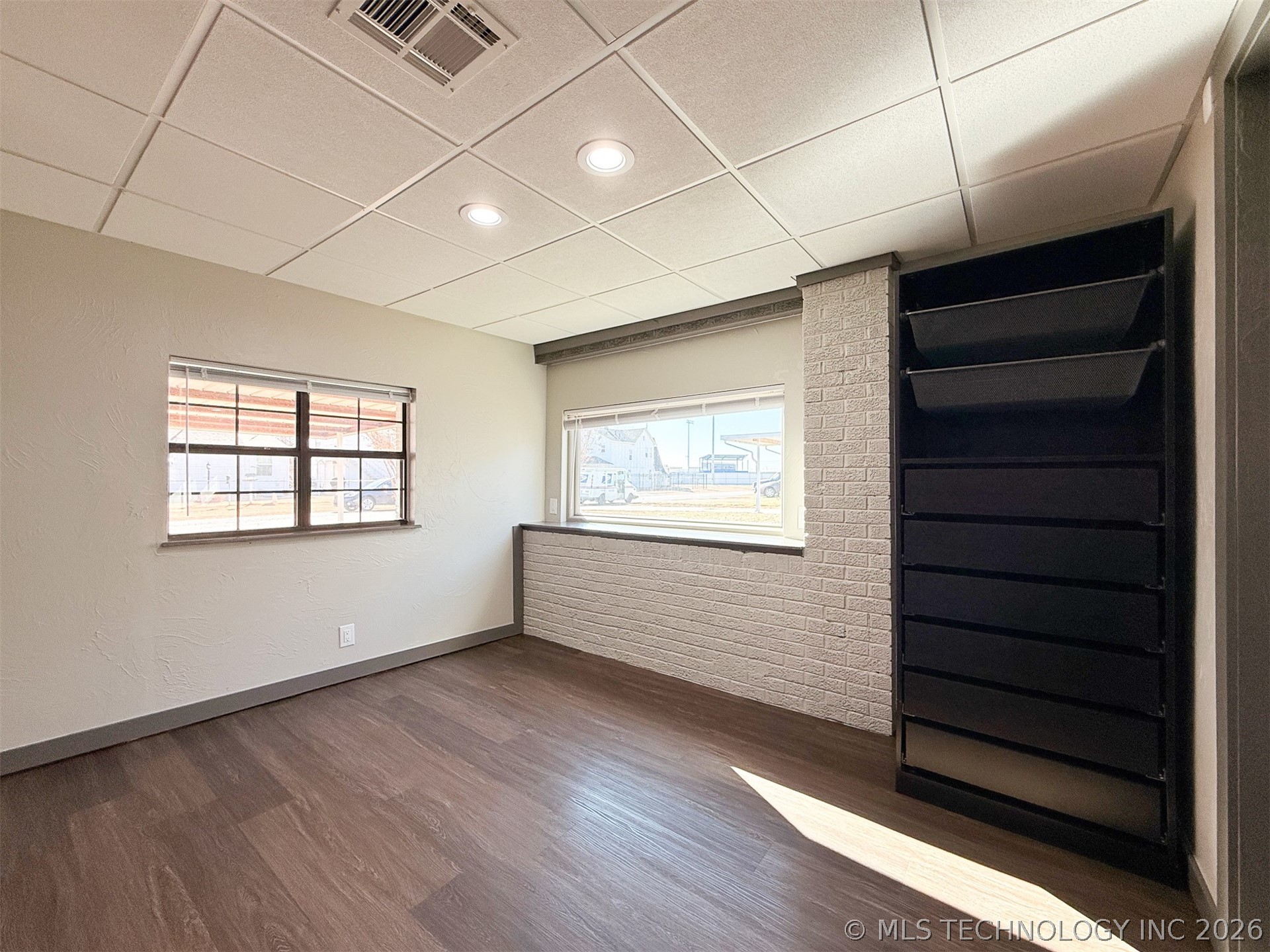 624 W Kirk Street Property Photo 32