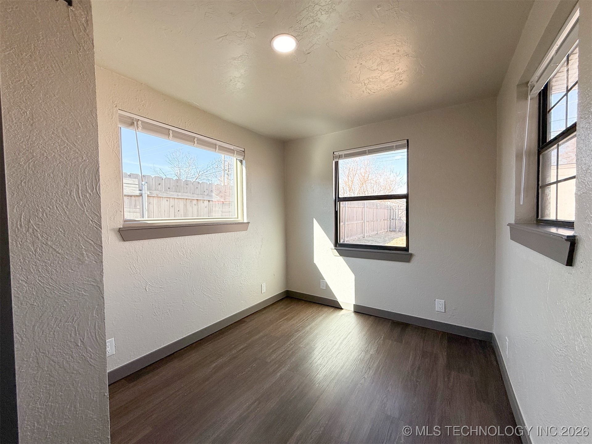 624 W Kirk Street Property Photo 46