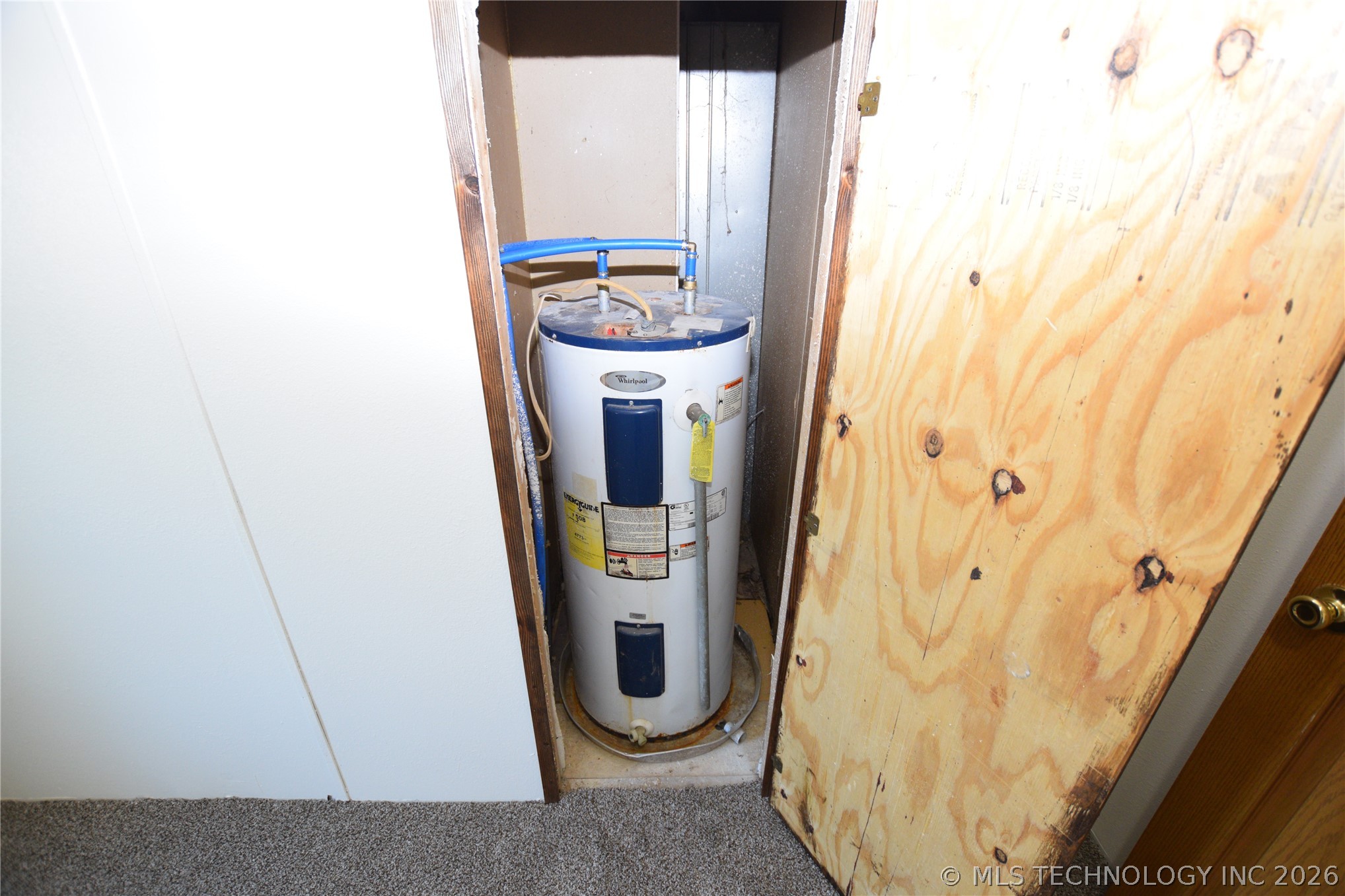 413 W Willow Street Property Photo 34