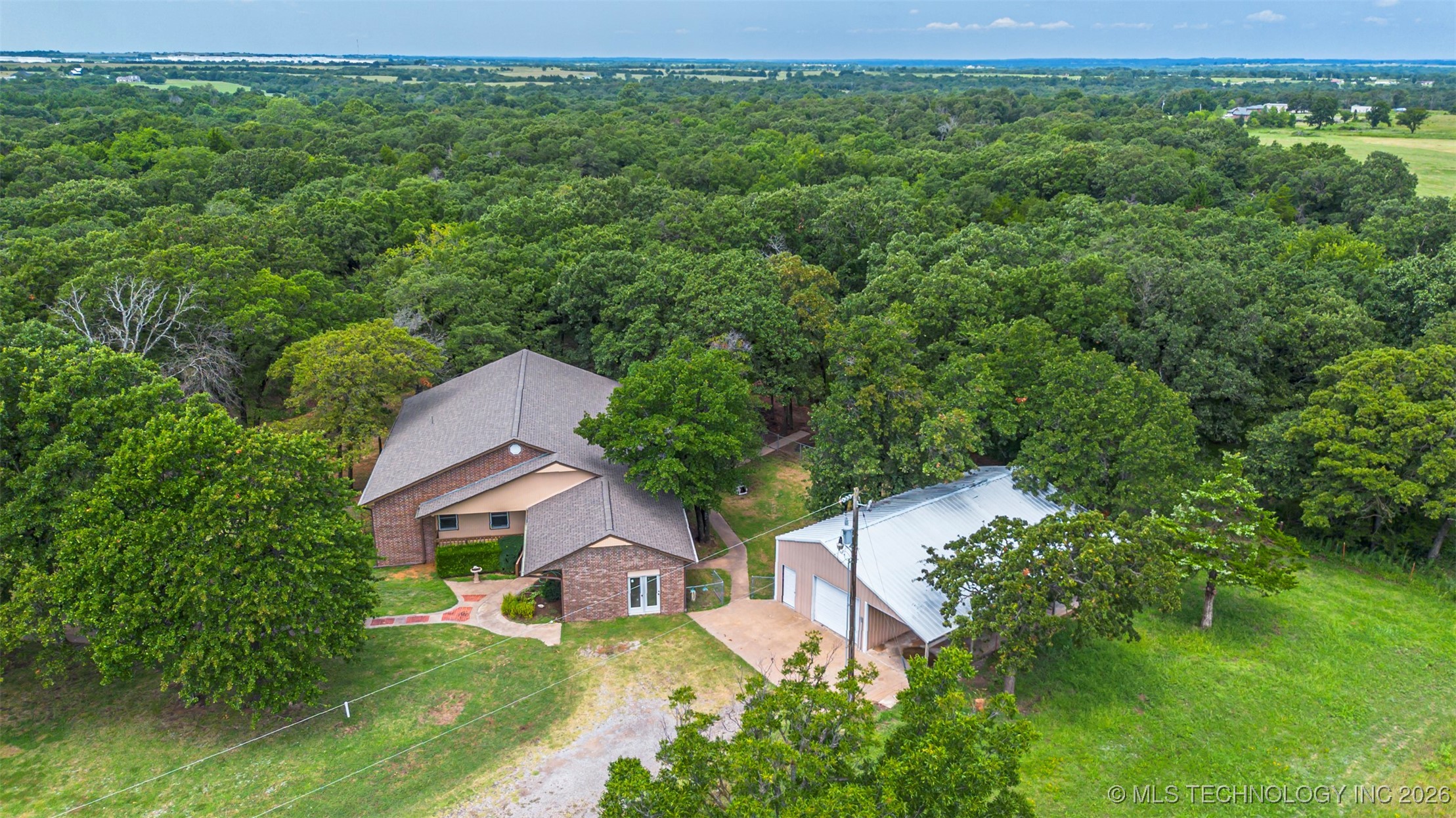 4412 E Grandstaff Road Property Photo 2