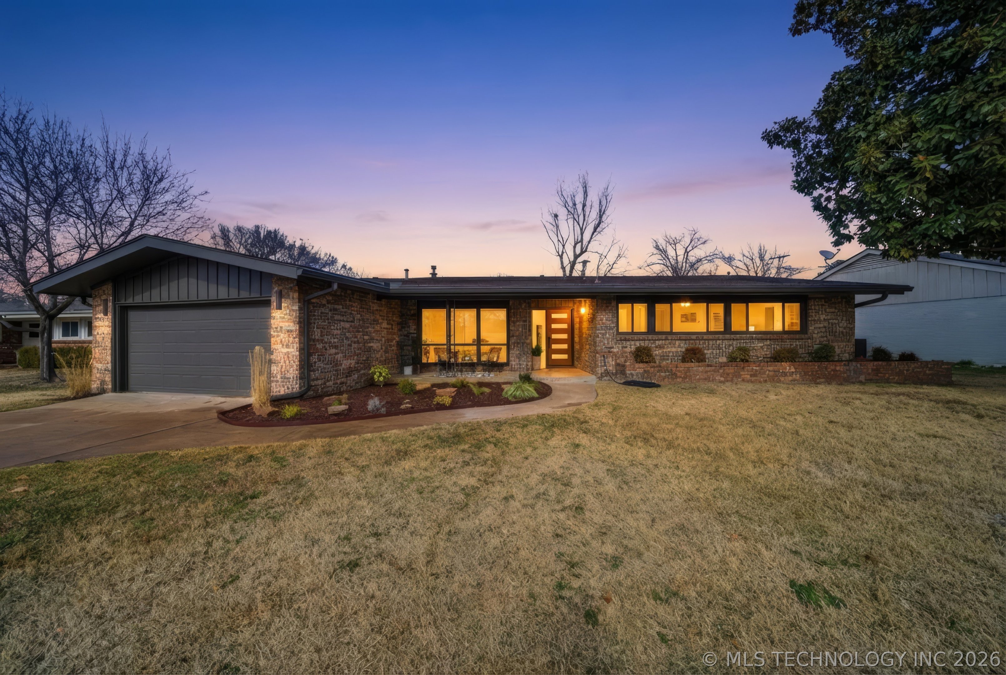 3733 E 56th Street Property Photo 1