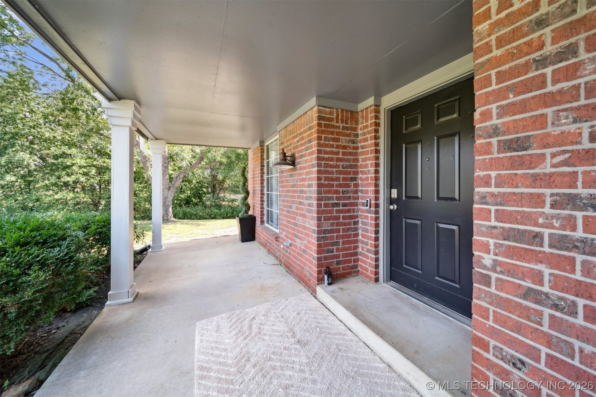 4704 W 88th Street Property Photo 5