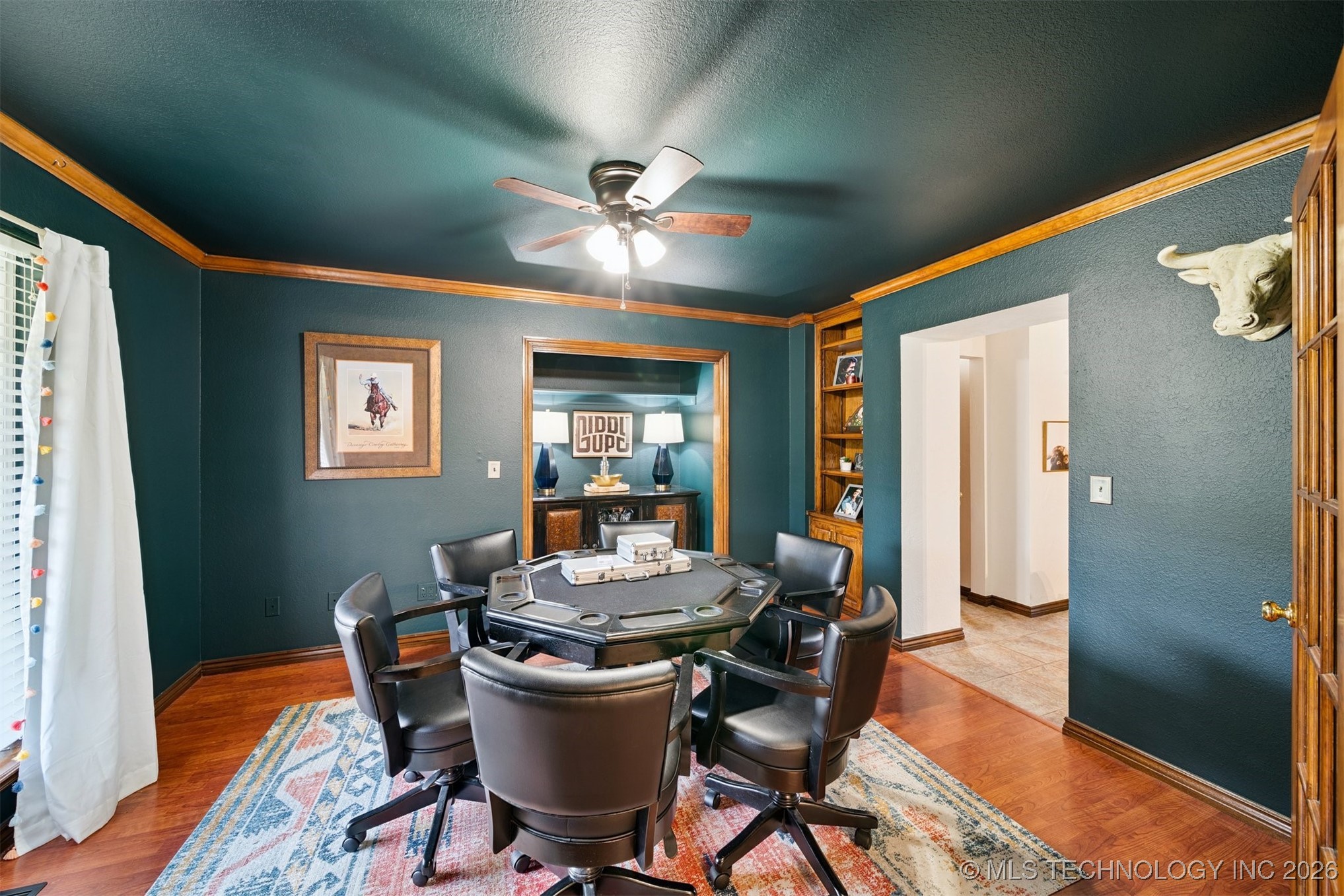 4704 W 88th Street Property Photo 9