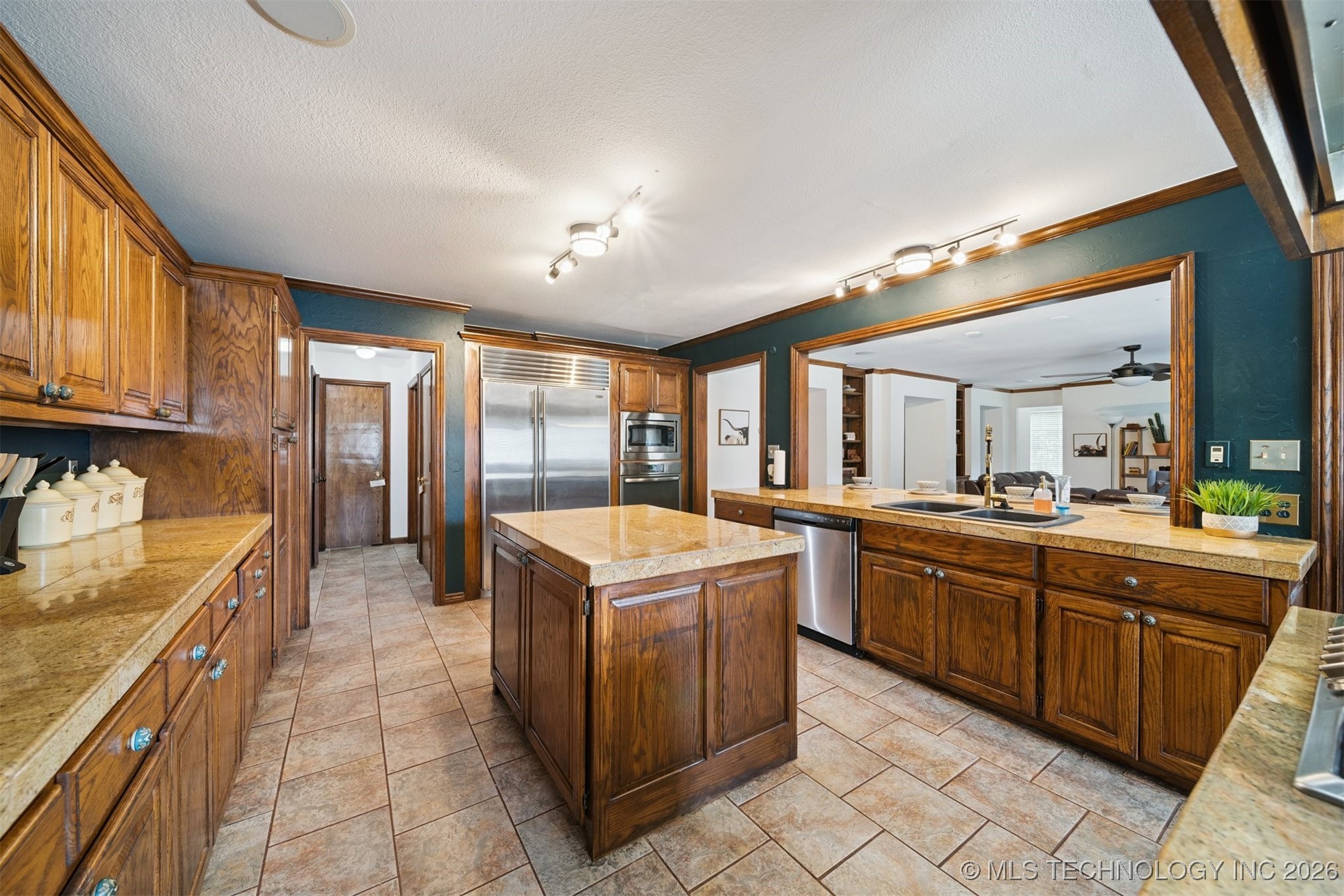 4704 W 88th Street Property Photo 20