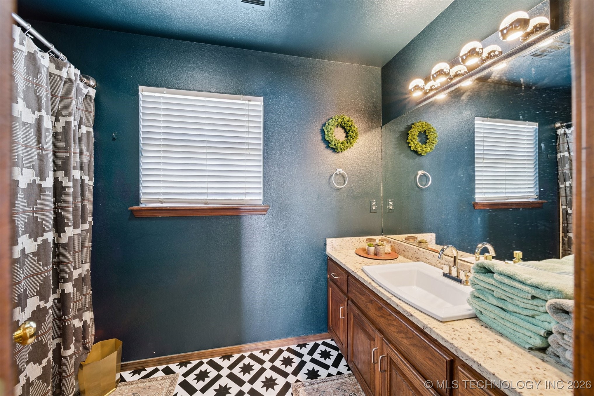 4704 W 88th Street Property Photo 44