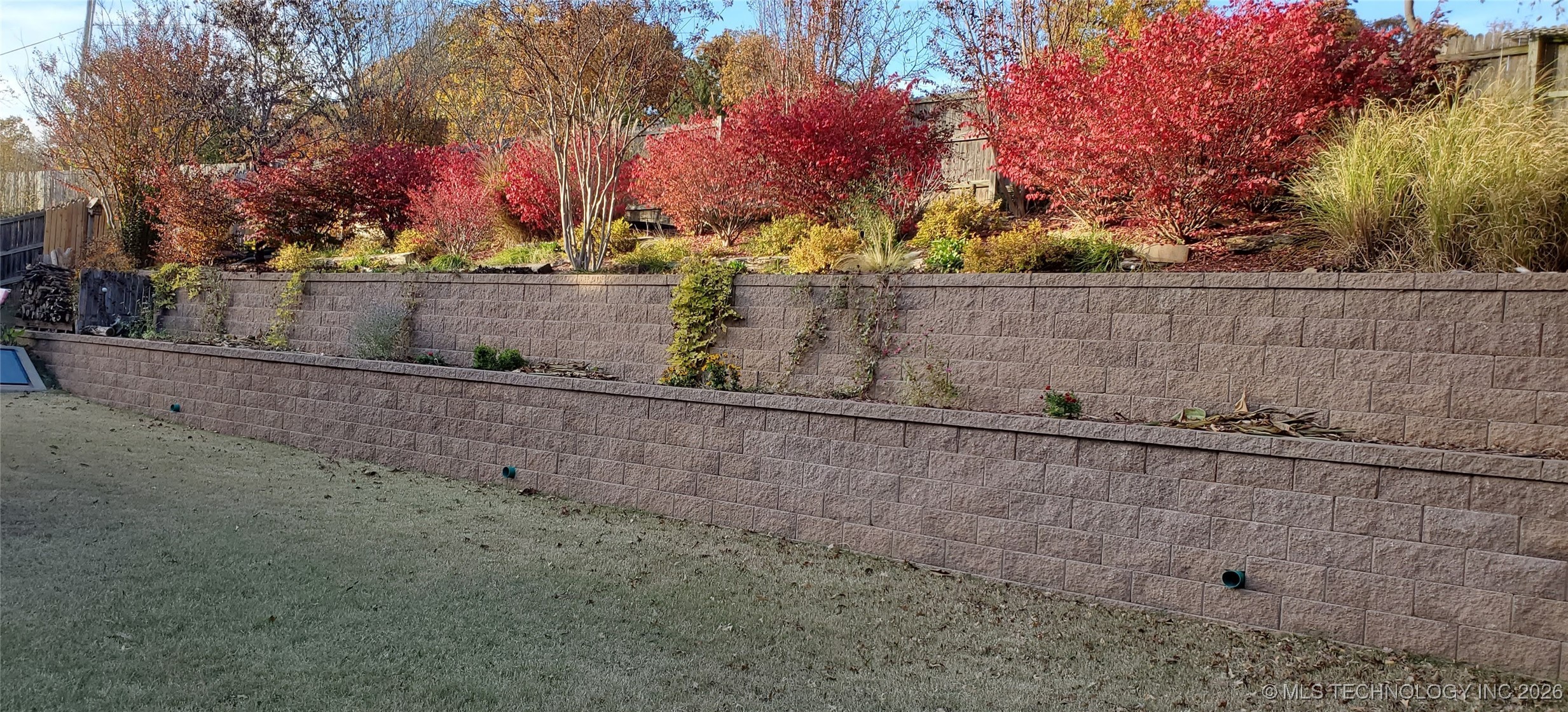 1601 E Holly Avenue Property Photo 35