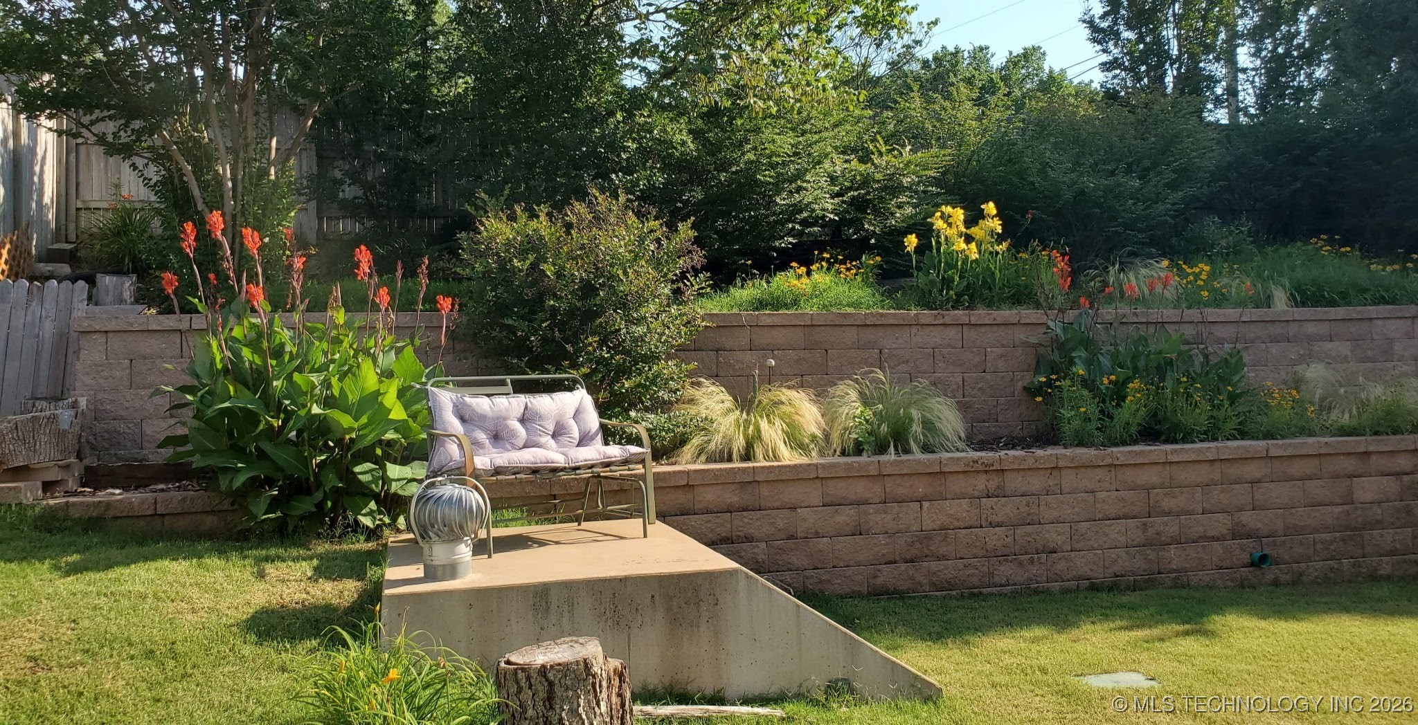 1601 E Holly Avenue Property Photo 38