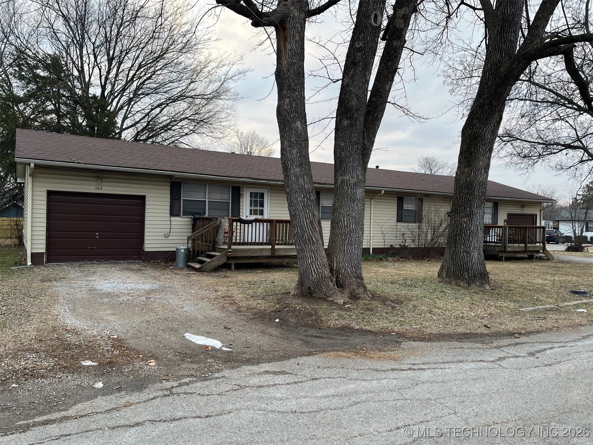 502 N Creek Street Property Photo 3