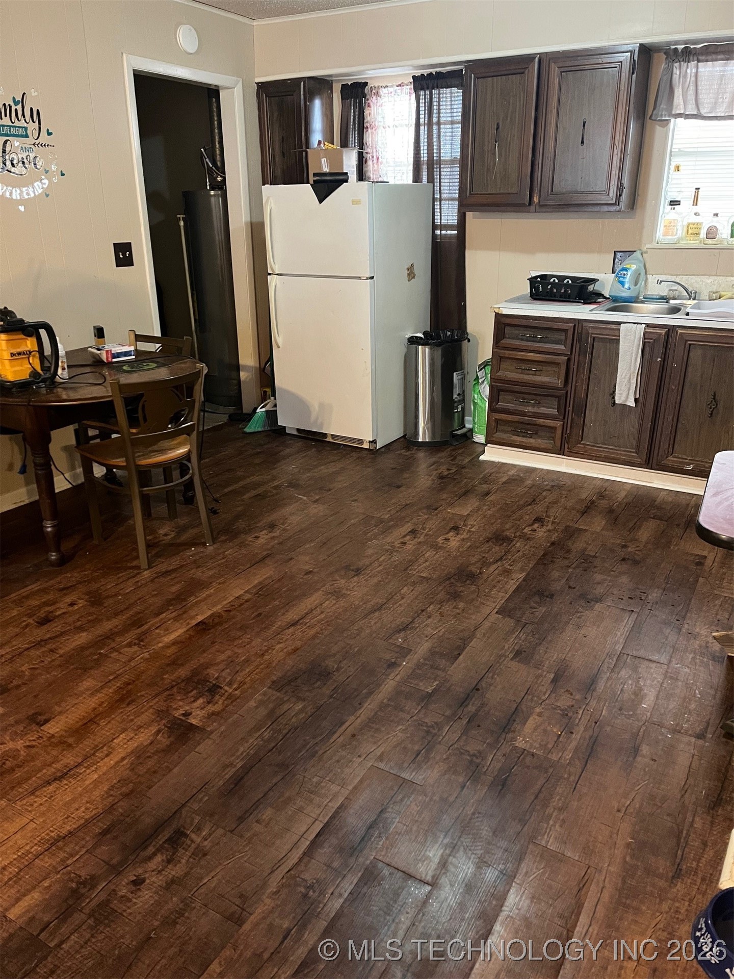 502 N Creek Street Property Photo 5