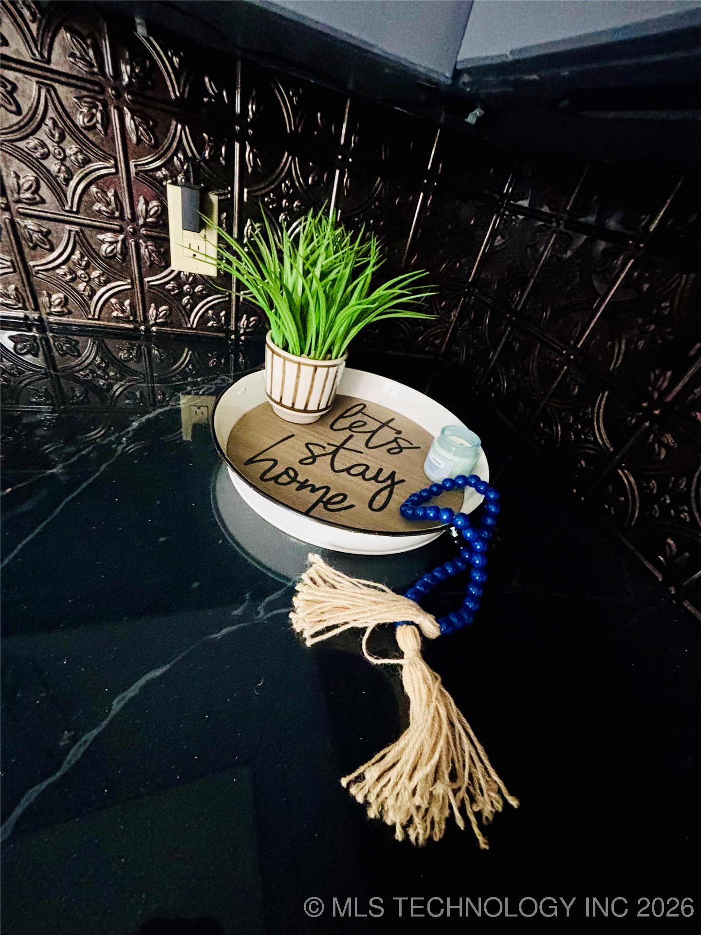 800 W Grand Avenue Property Photo 20