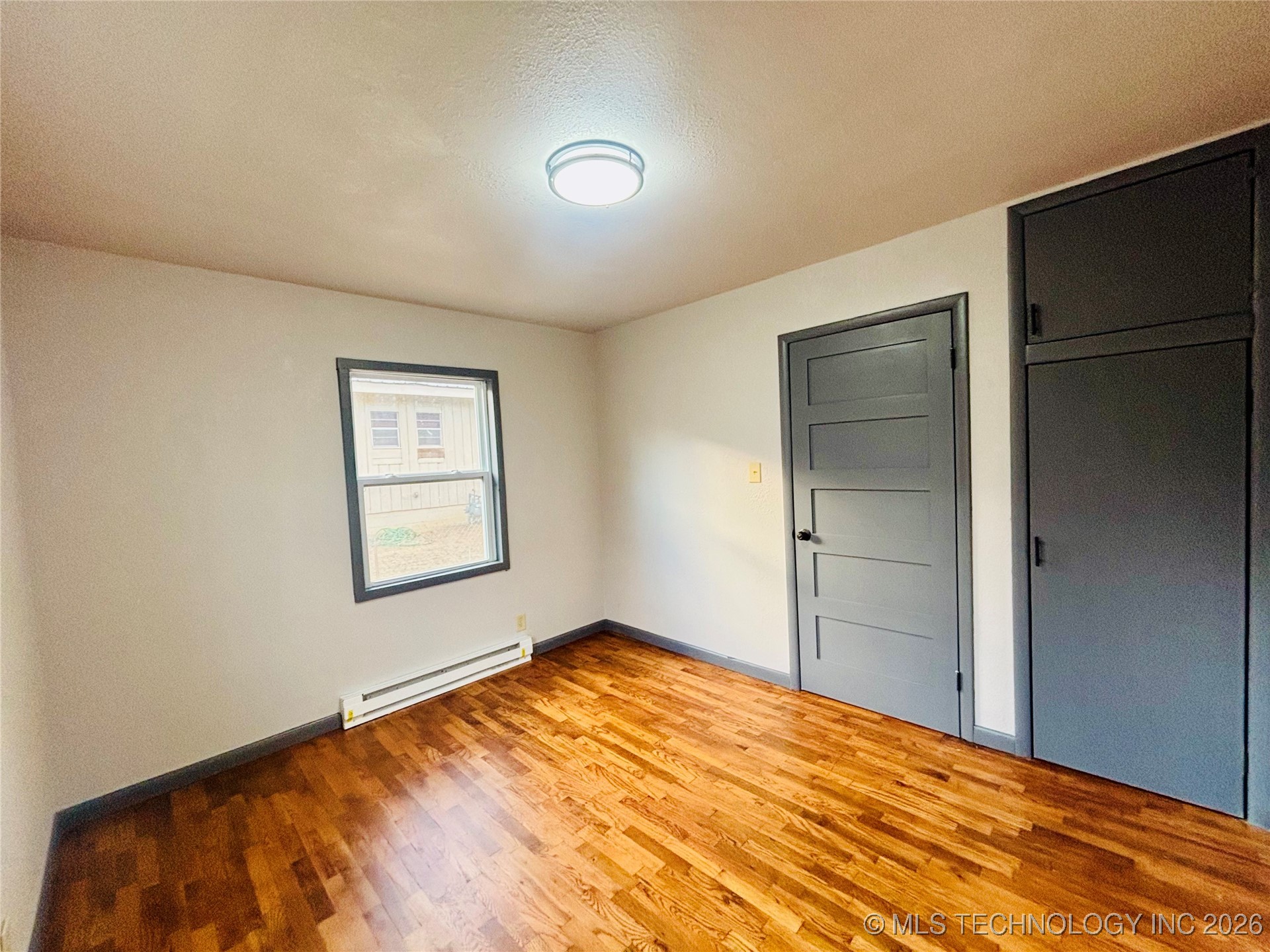 800 W Grand Avenue Property Photo 26