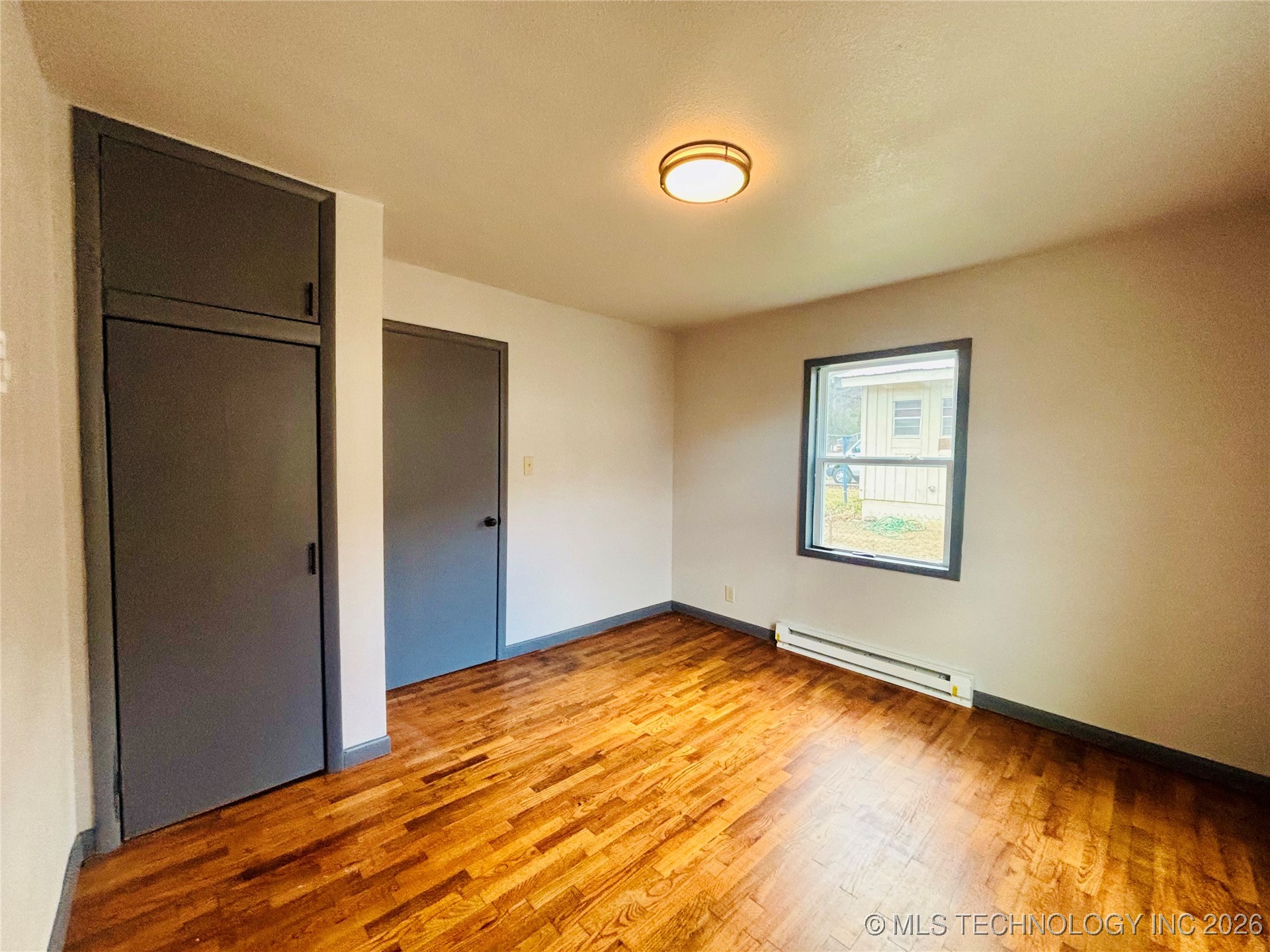 800 W Grand Avenue Property Photo 29