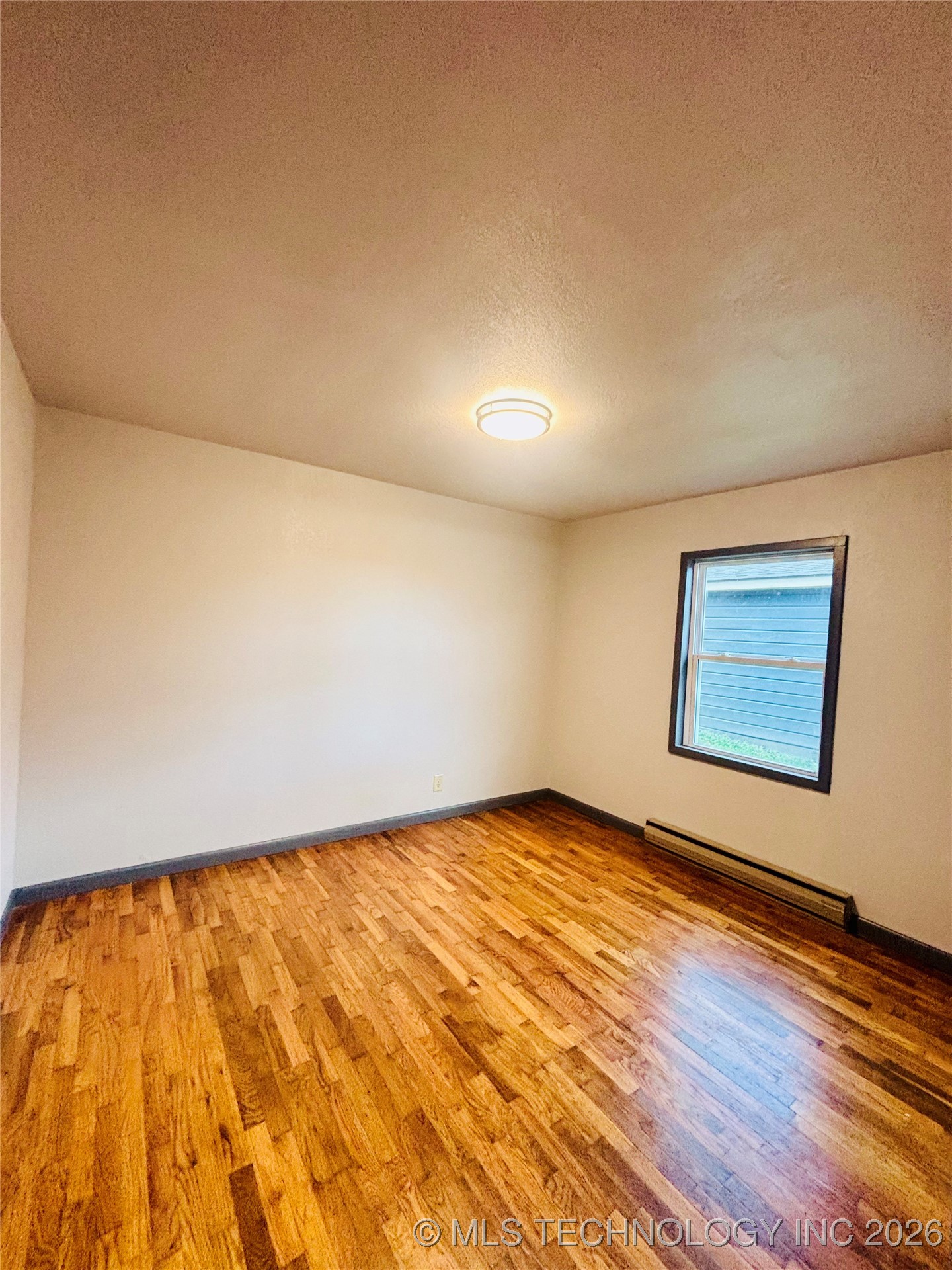 800 W Grand Avenue Property Photo 32