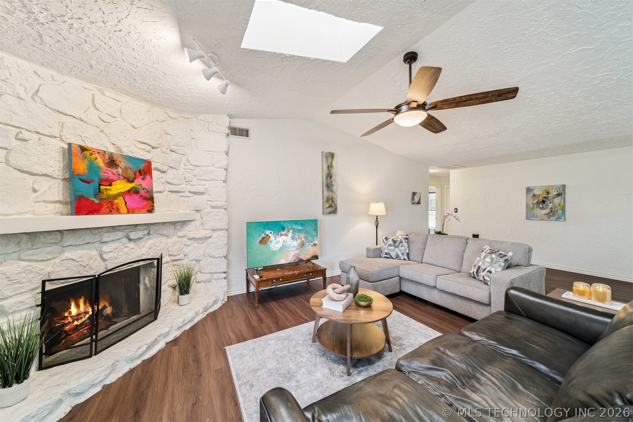 9416 S 69th East Avenue Property Photo 7