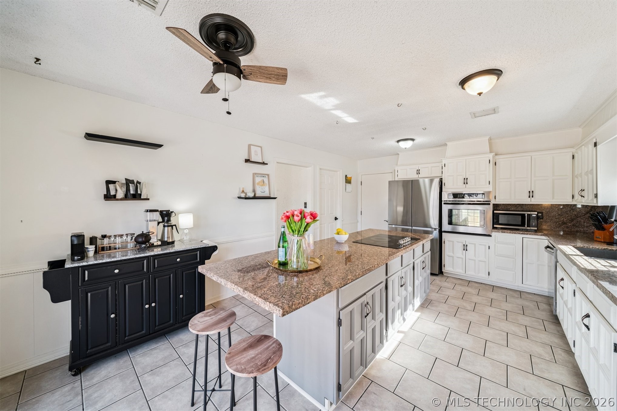 9416 S 69th East Avenue Property Photo 19