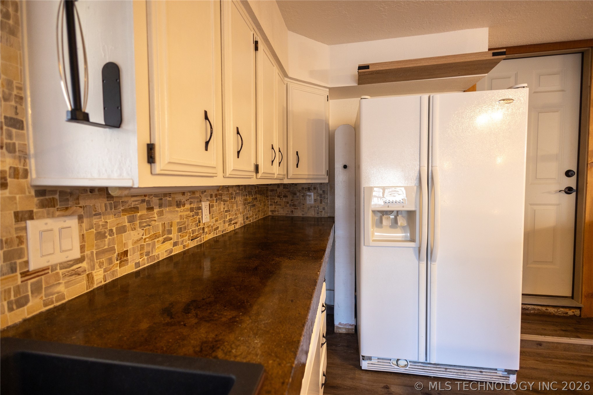 3850 Broken Arrow Property Photo 6