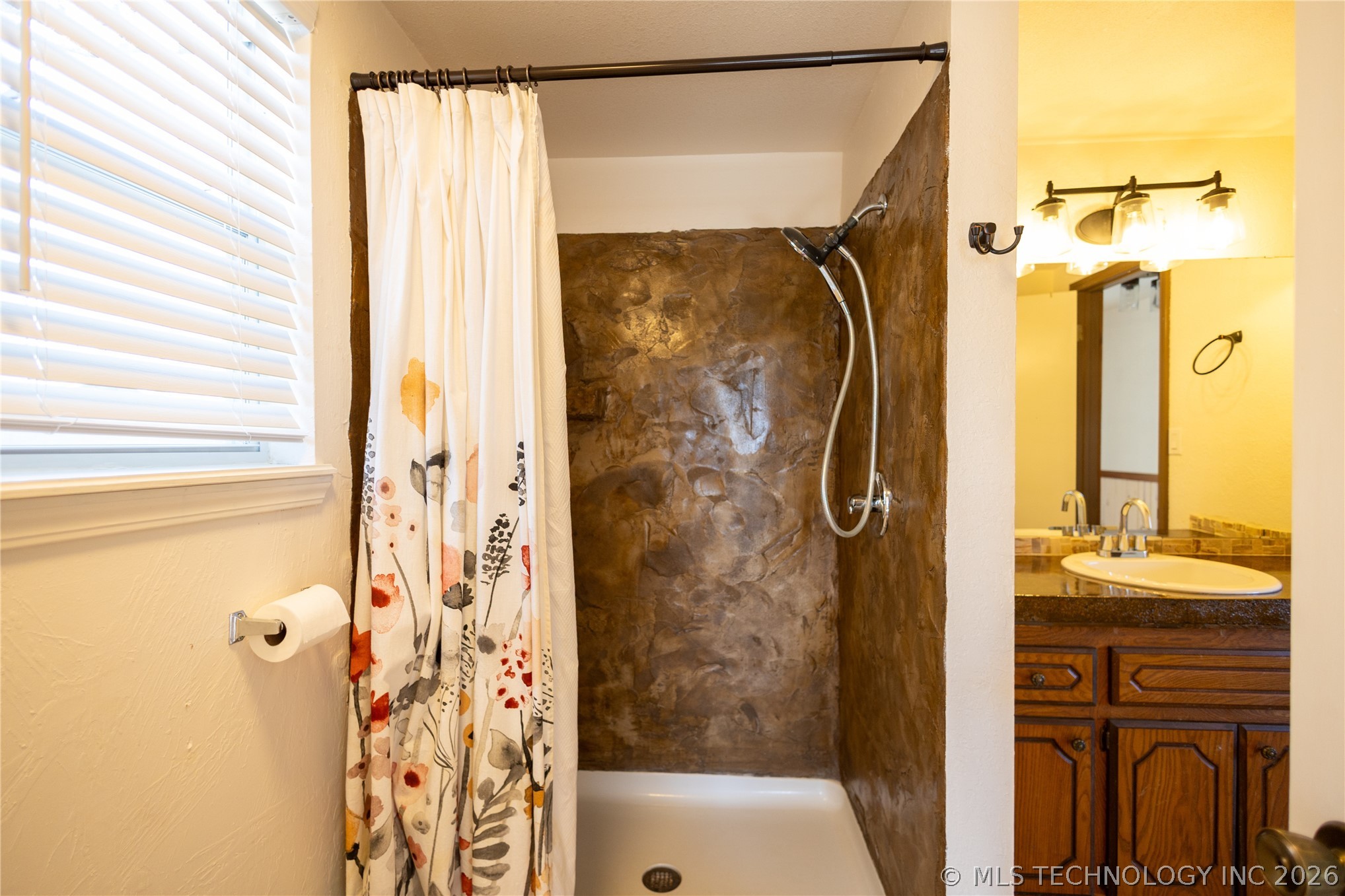 3850 Broken Arrow Property Photo 15