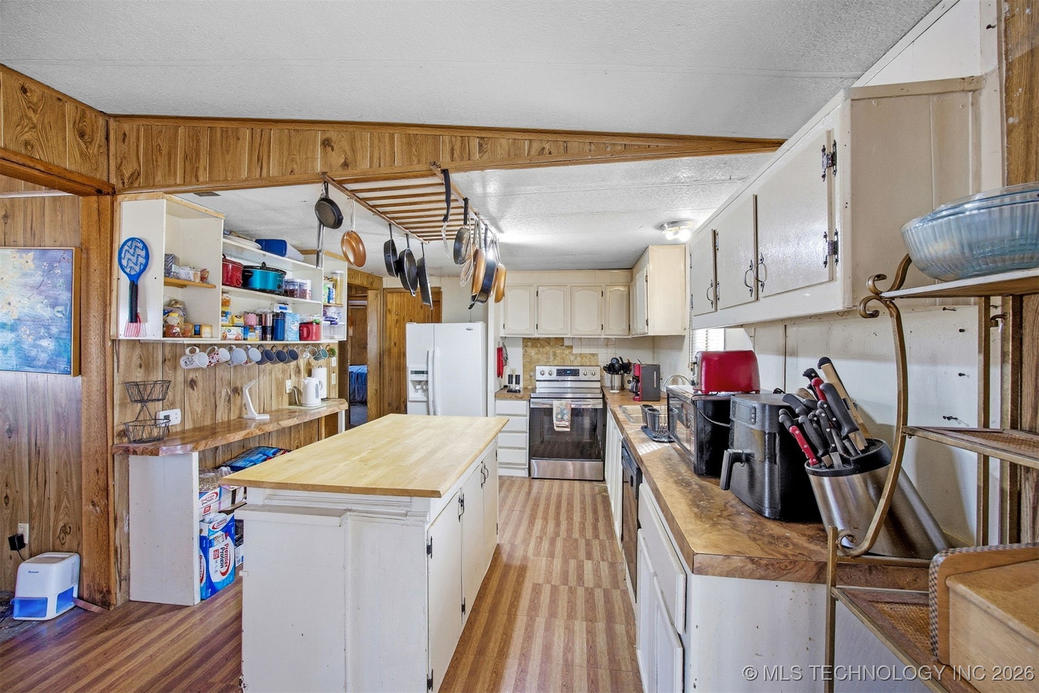 742 S Maple Street Property Photo 6