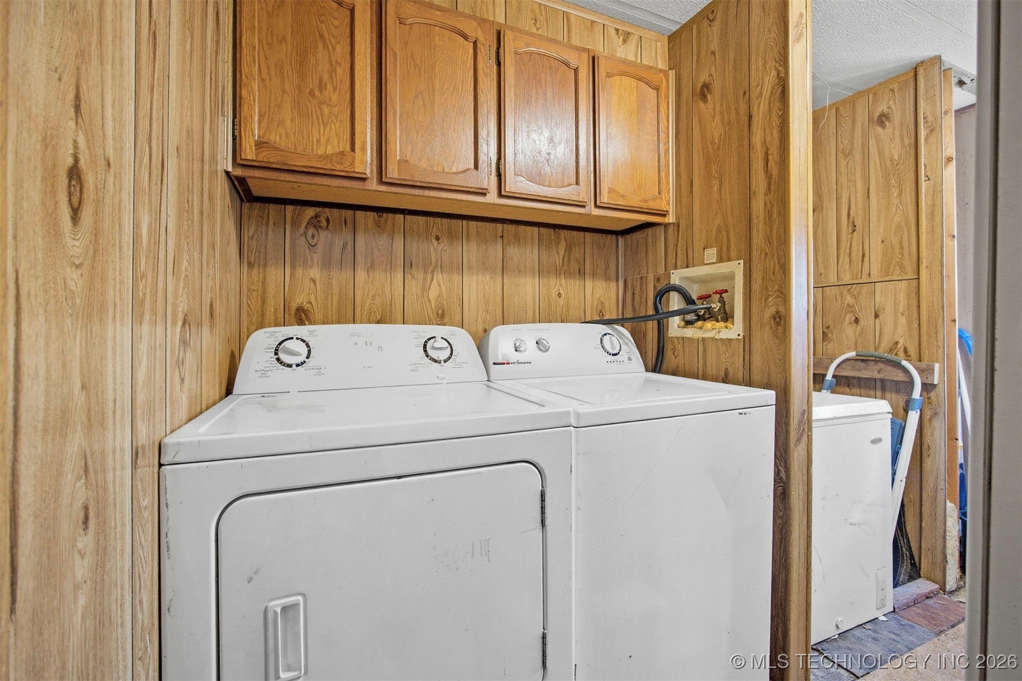 742 S Maple Street Property Photo 23