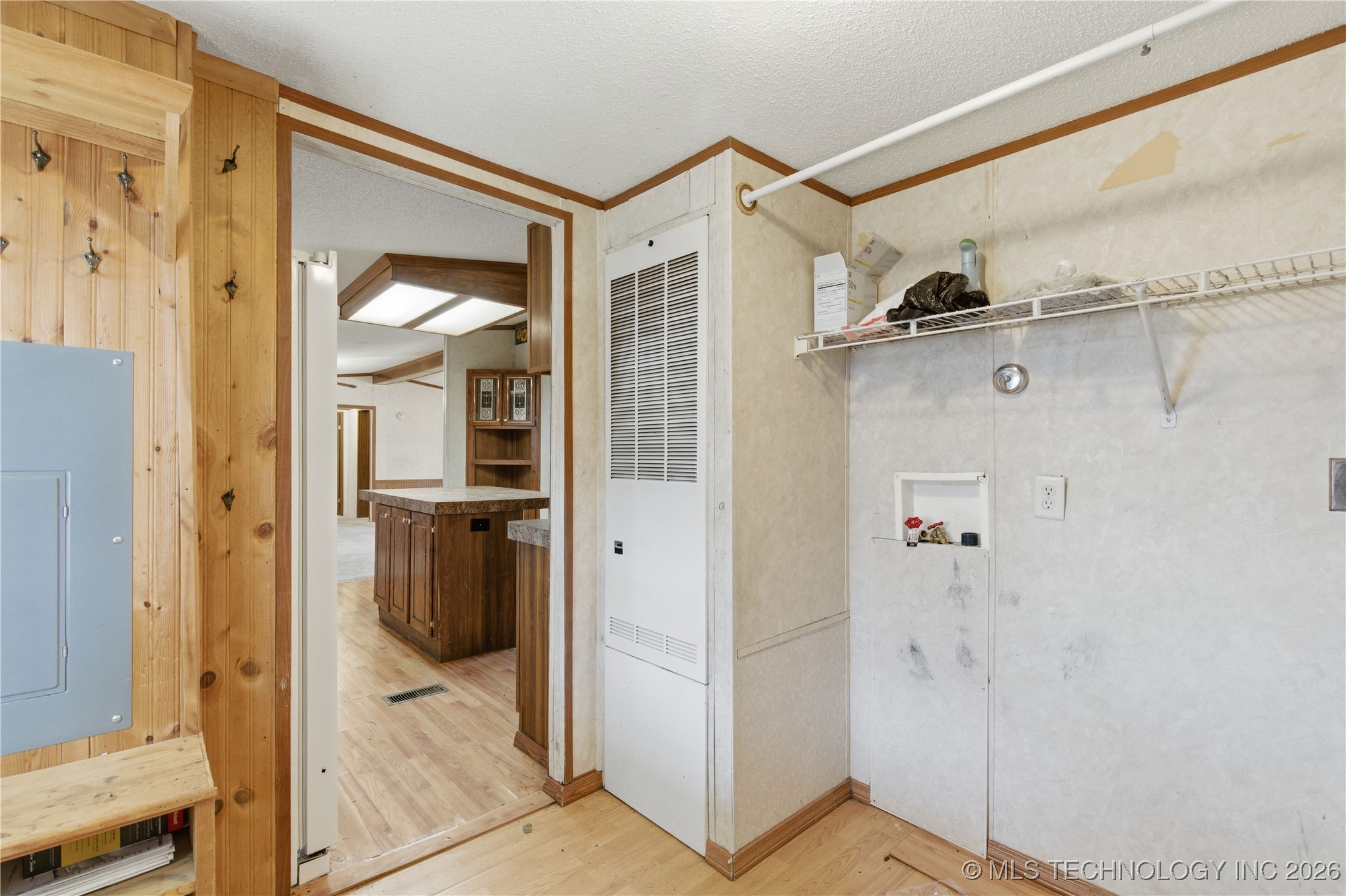 108 E Redbud Lane Property Photo 14