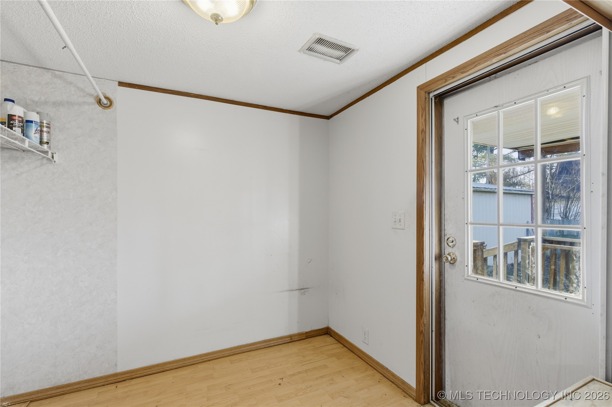 108 E Redbud Lane Property Photo 15