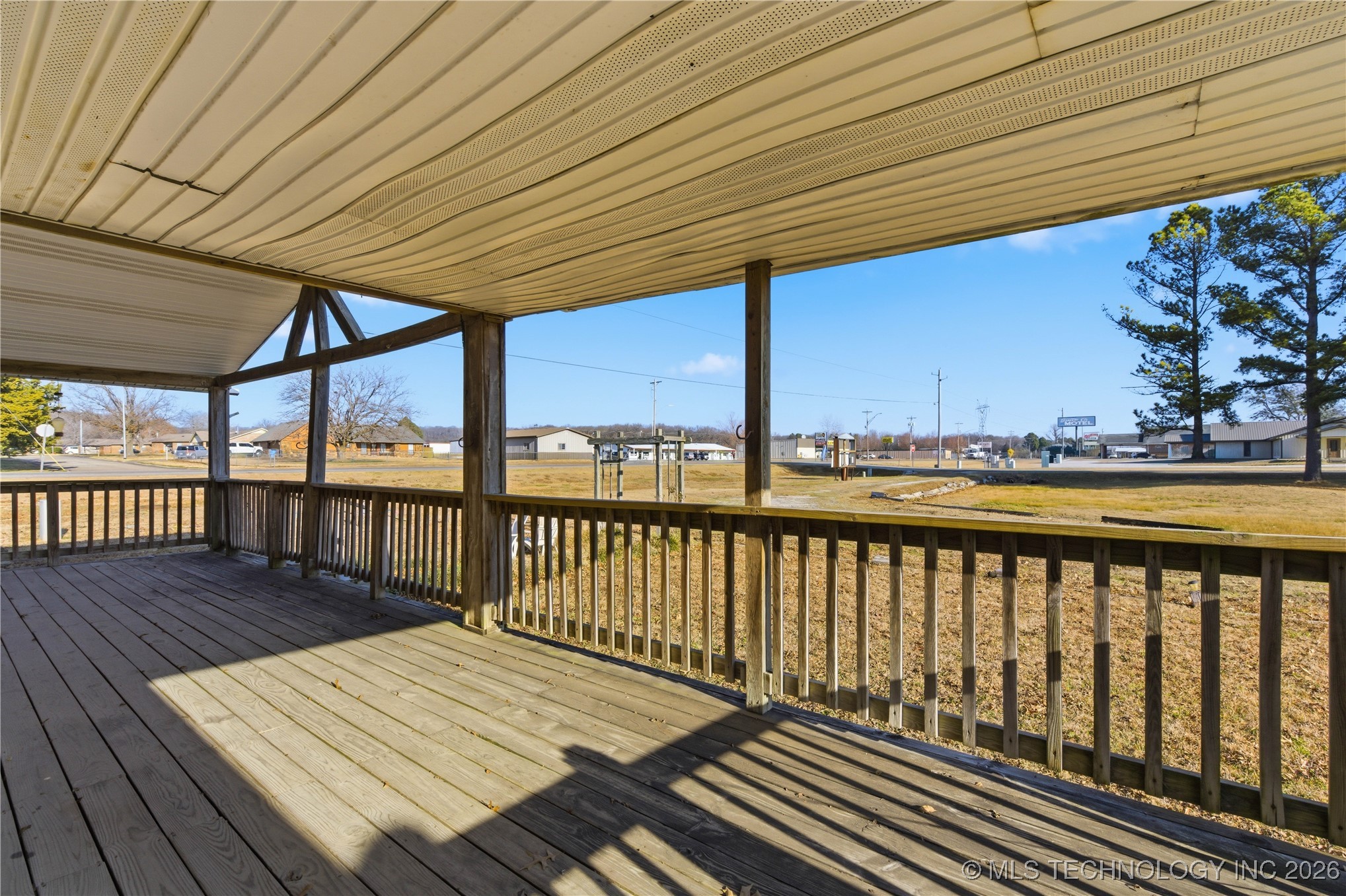 108 E Redbud Lane Property Photo 29