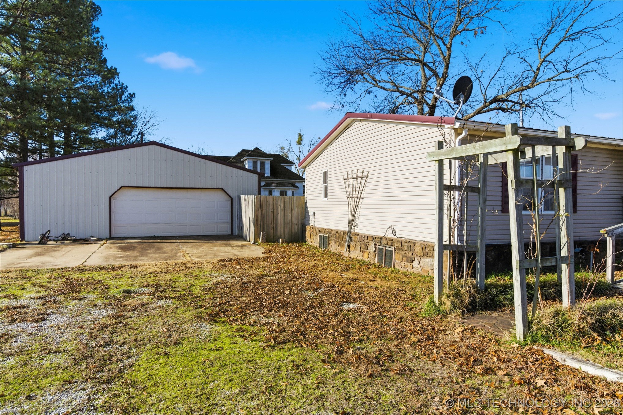 108 E Redbud Lane Property Photo 37