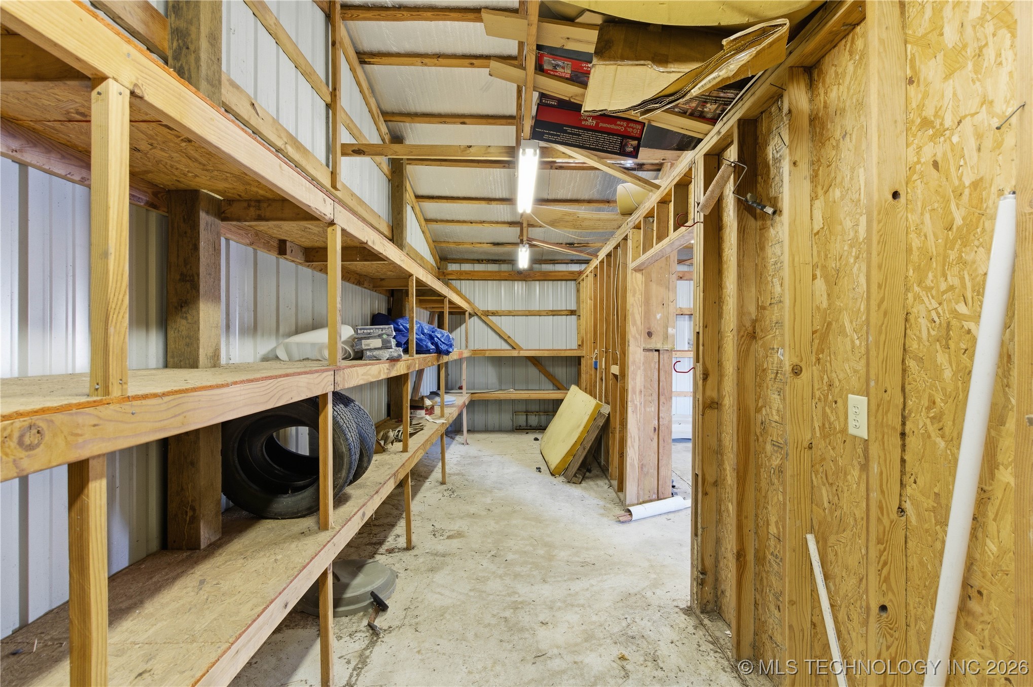 108 E Redbud Lane Property Photo 39