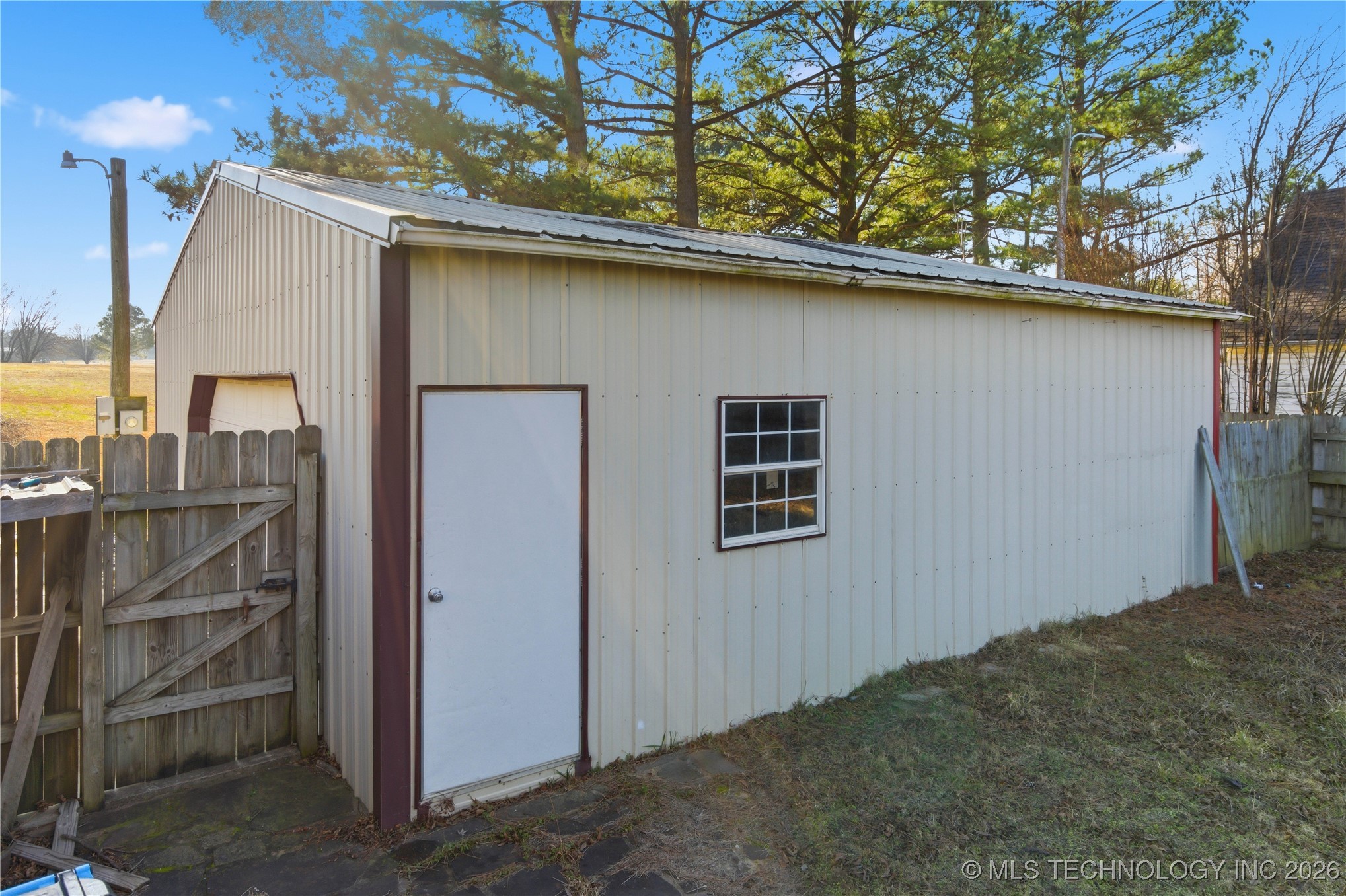 108 E Redbud Lane Property Photo 40