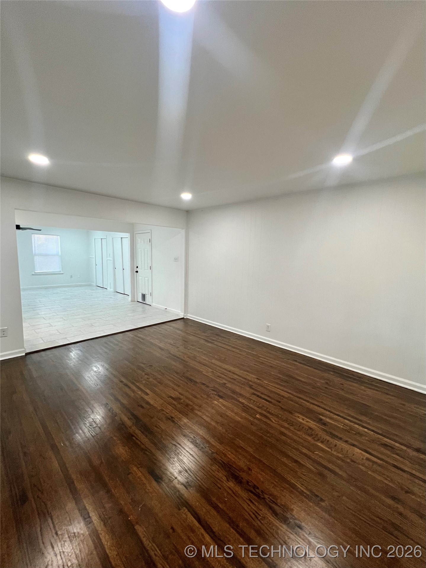 1622 S Ash Place Property Photo 8