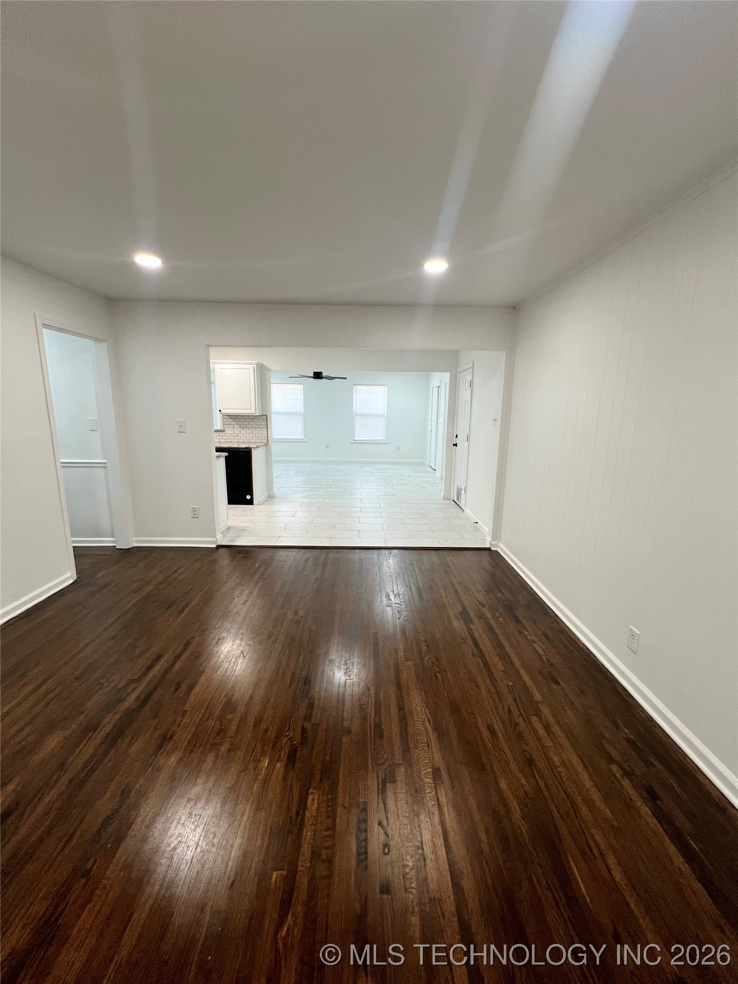 1622 S Ash Place Property Photo 9