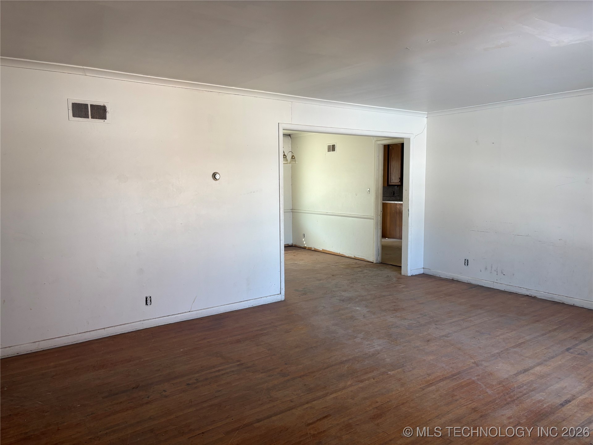 3820 S Pittsburg Avenue S Property Photo 3