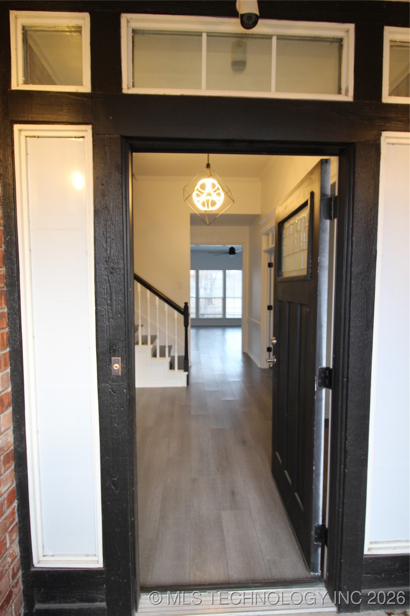 705 N Aster Avenue Property Photo 4