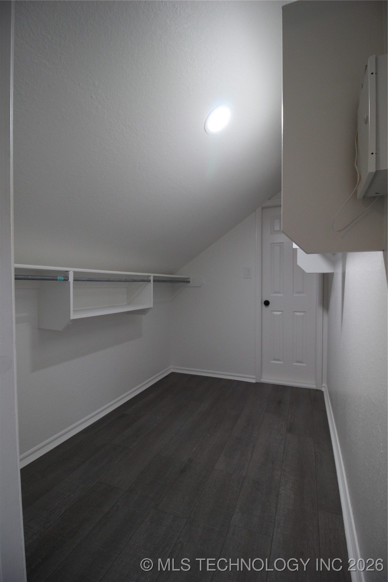 705 N Aster Avenue Property Photo 26