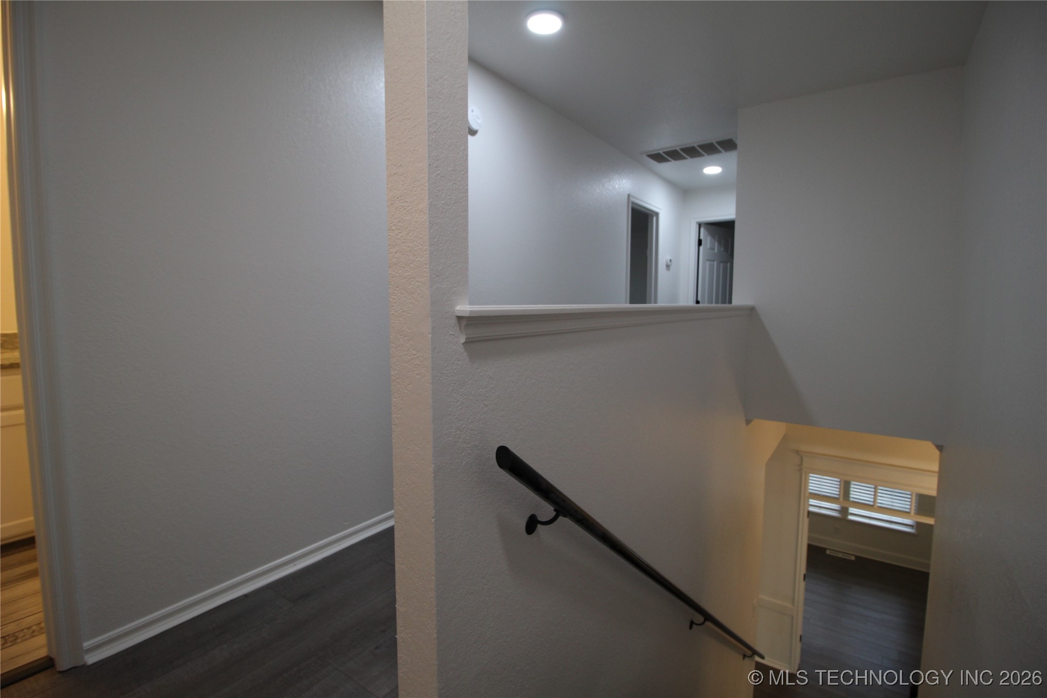 705 N Aster Avenue Property Photo 27