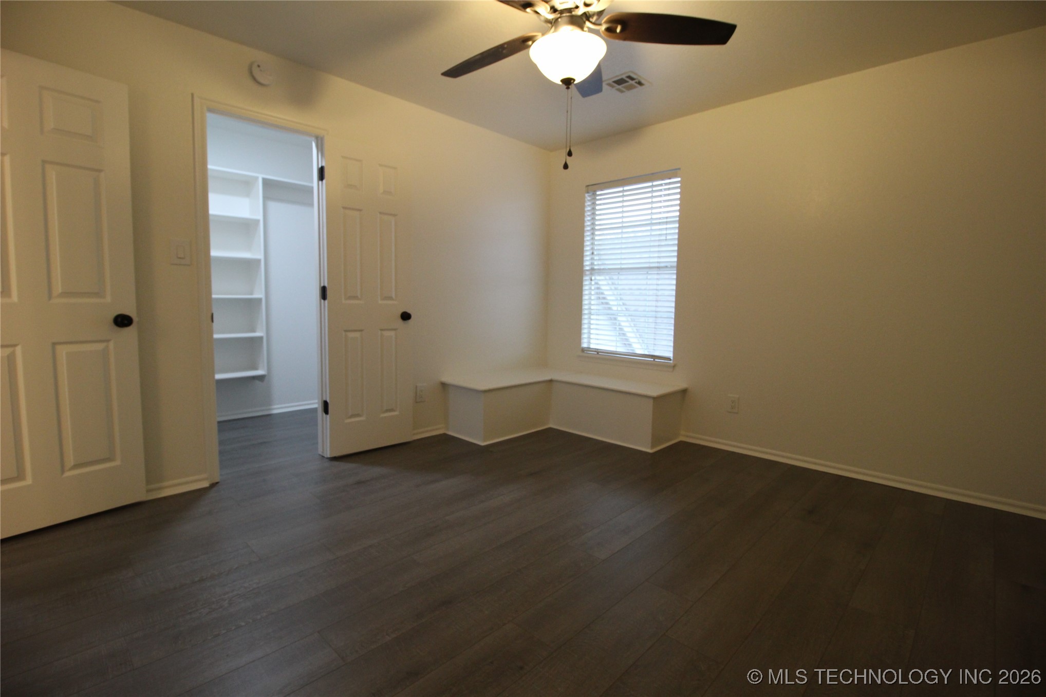 705 N Aster Avenue Property Photo 28