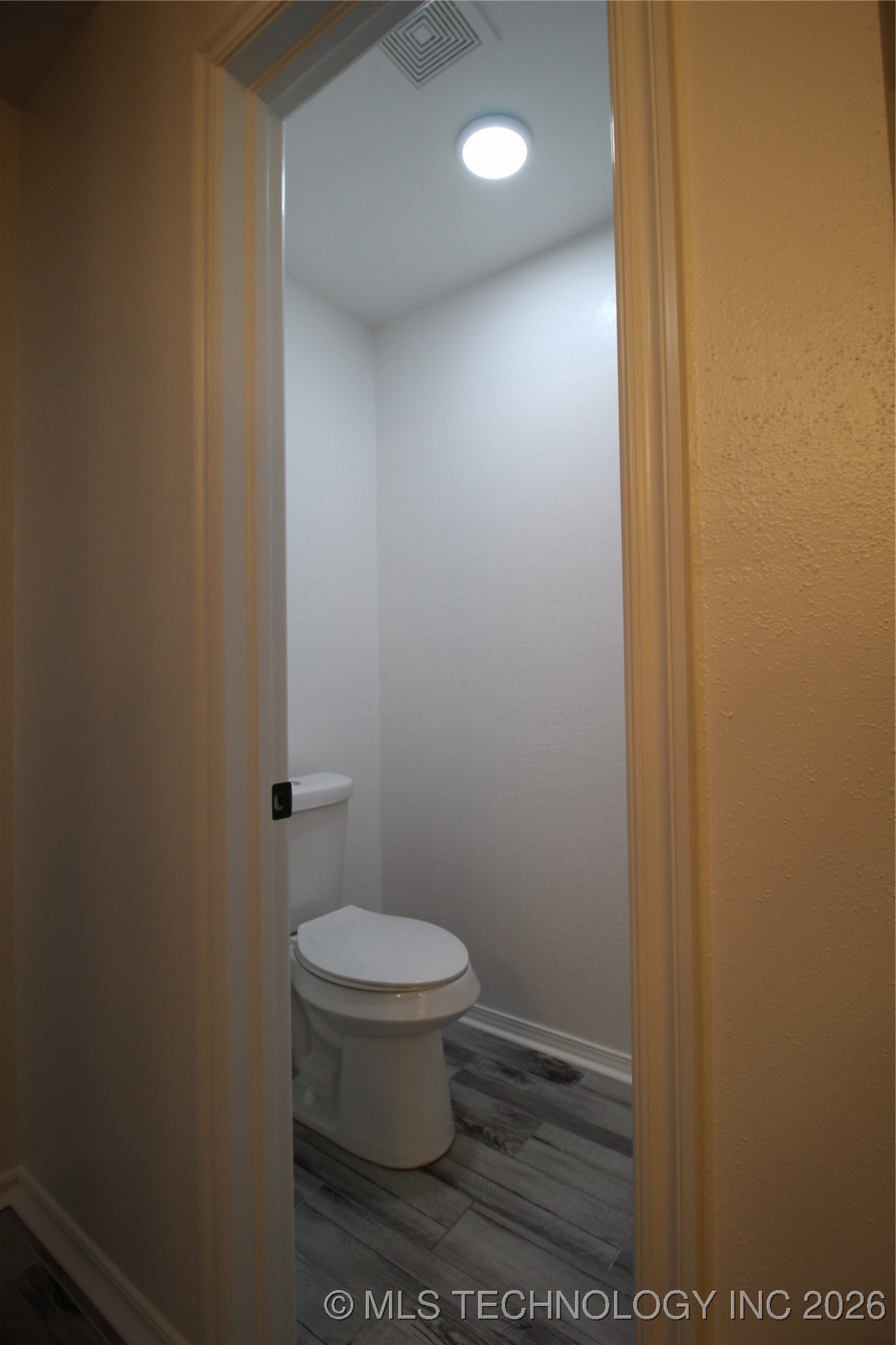 705 N Aster Avenue Property Photo 38