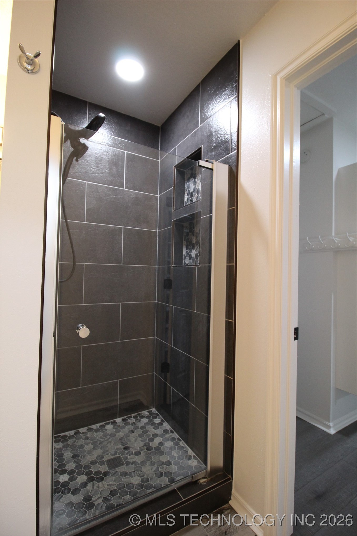 705 N Aster Avenue Property Photo 39