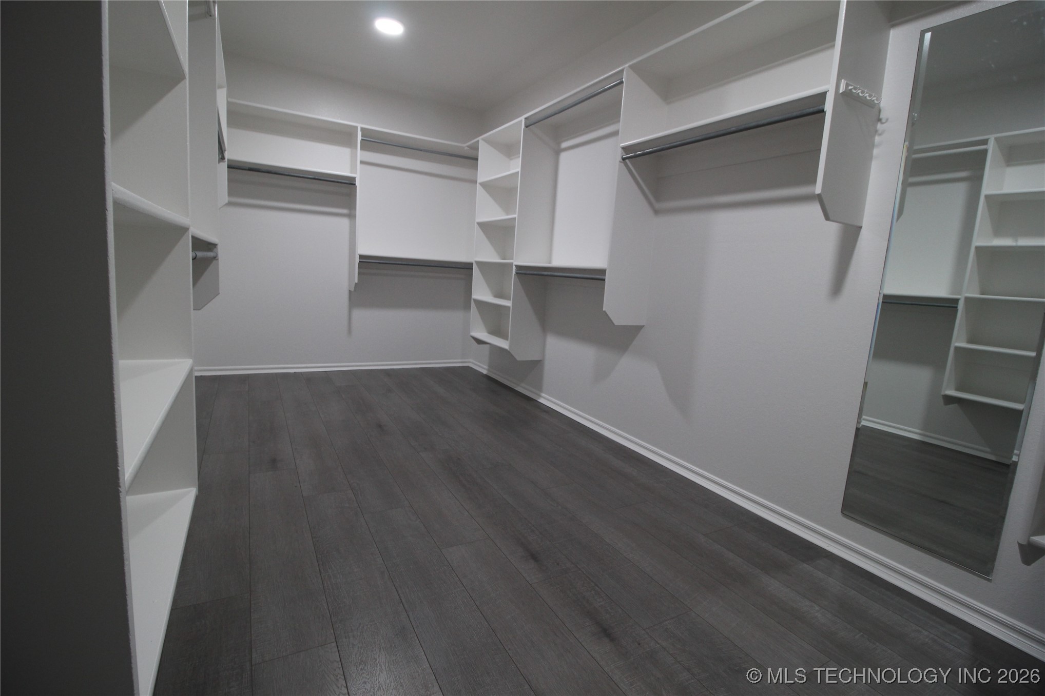 705 N Aster Avenue Property Photo 42