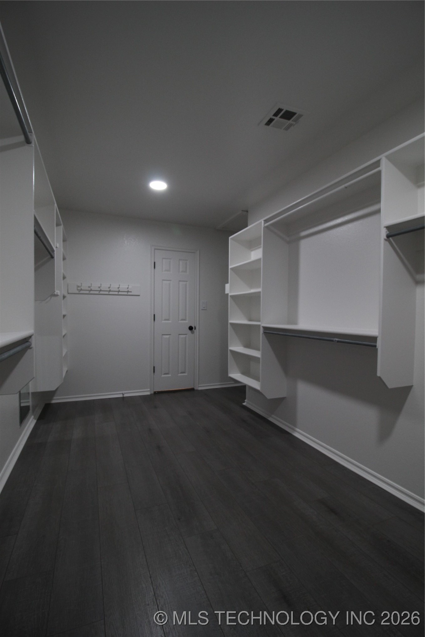 705 N Aster Avenue Property Photo 43