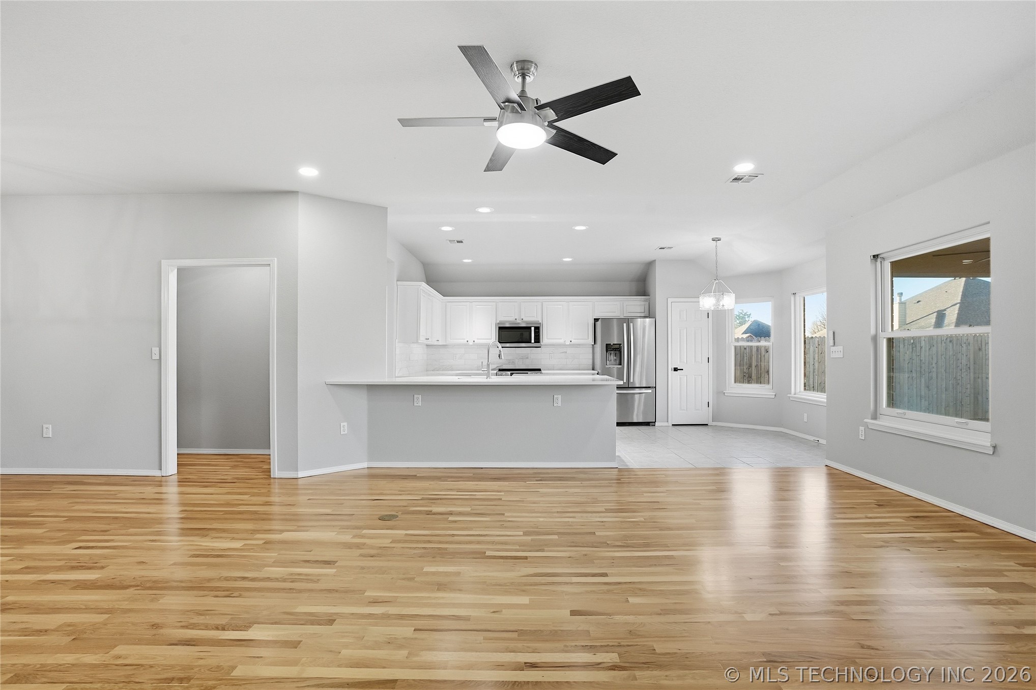 5024 S 197th East Avenue Property Photo 8