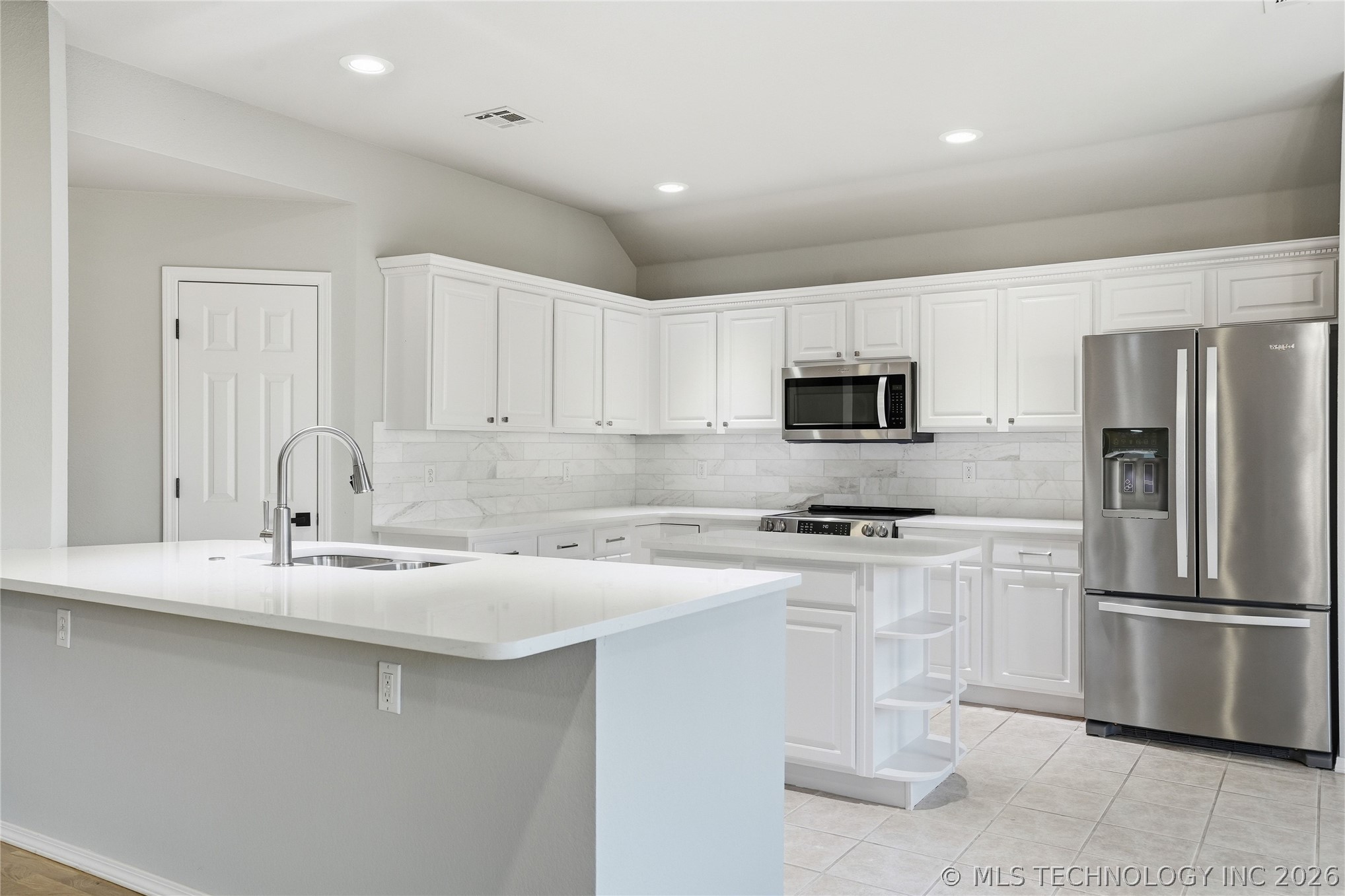 5024 S 197th East Avenue Property Photo 11