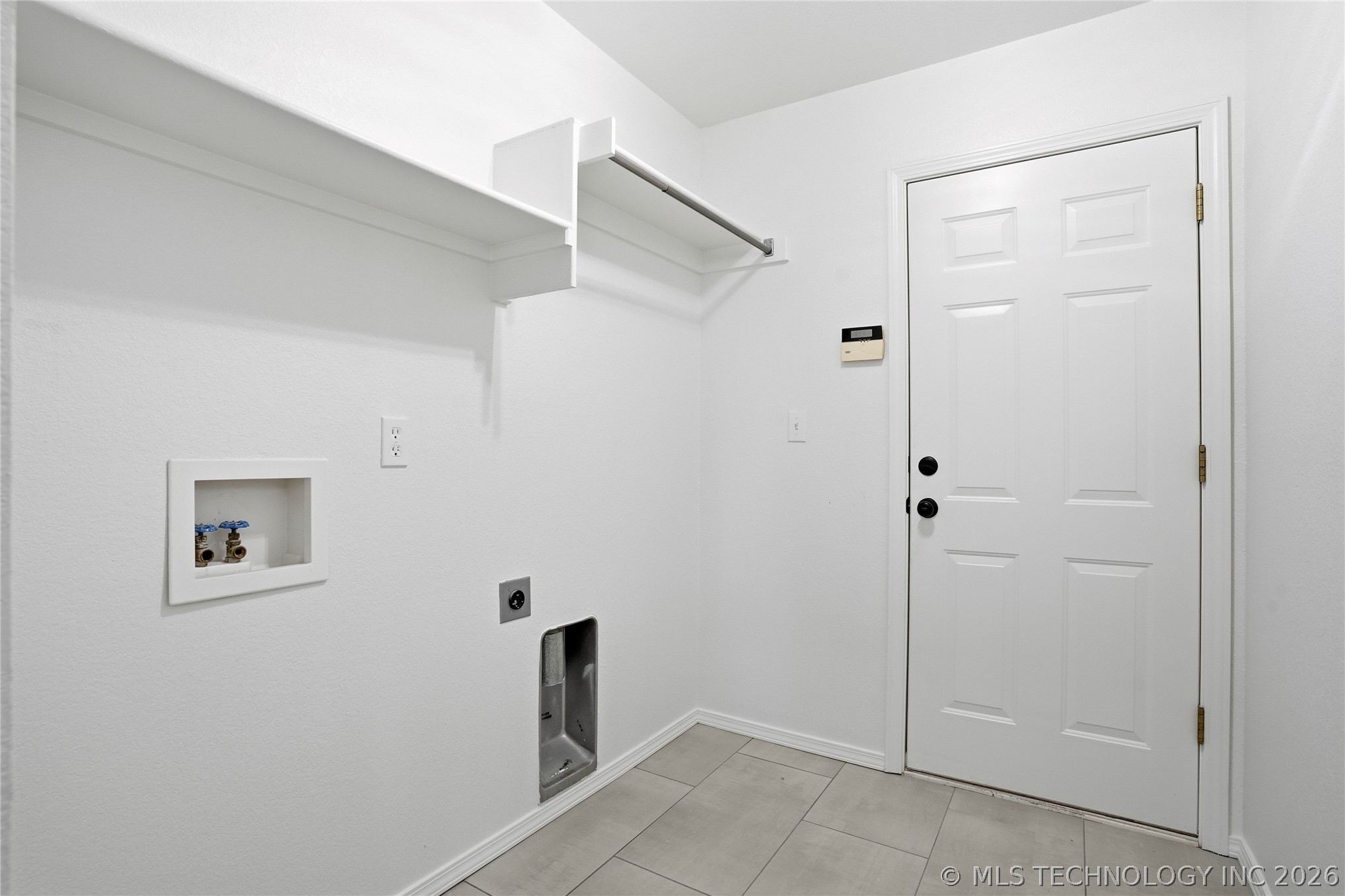 5024 S 197th East Avenue Property Photo 13