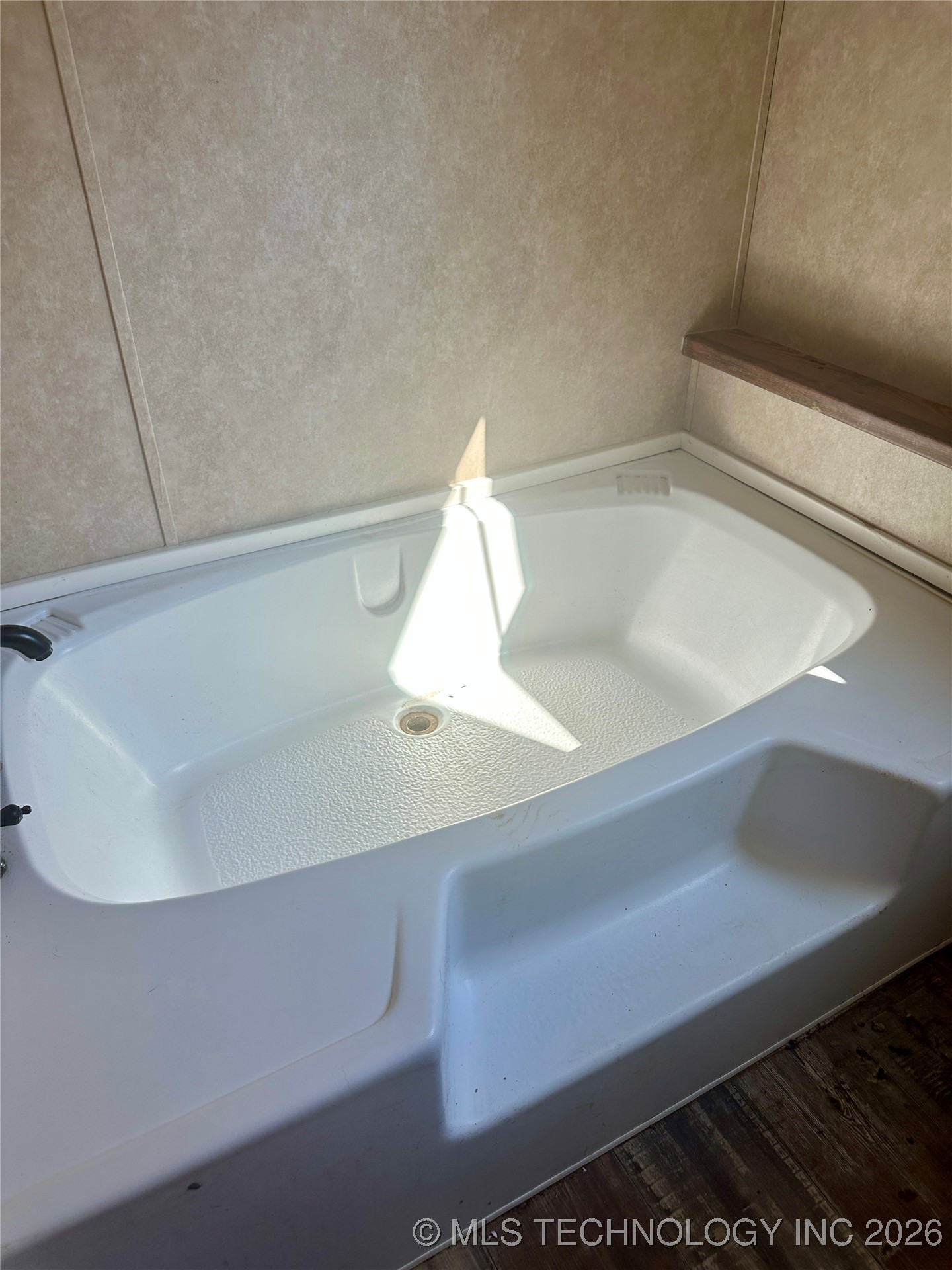 22 South Street Property Photo 14