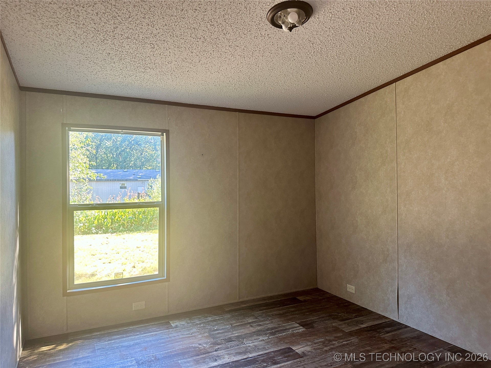 22 South Street Property Photo 19