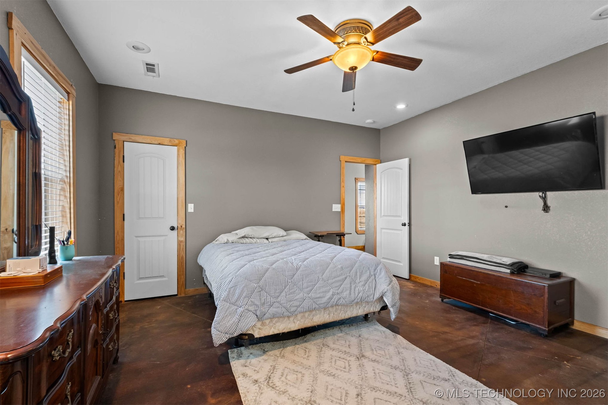 475547 E 680 Property Photo 18