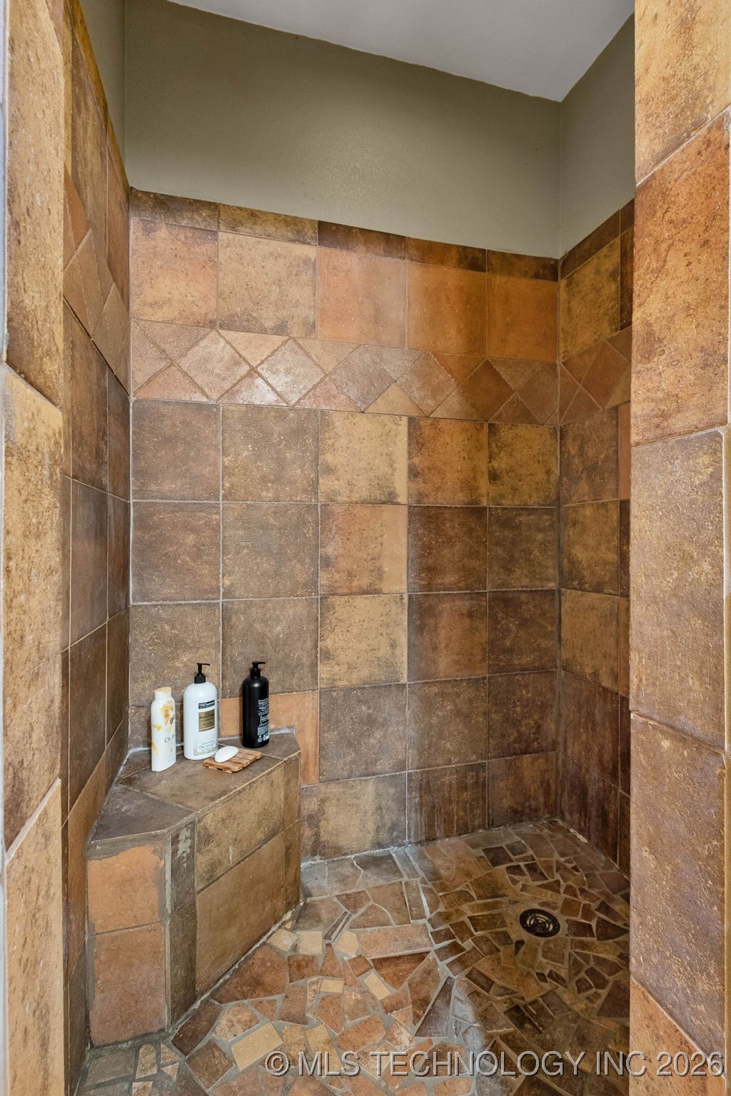 475547 E 680 Property Photo 22