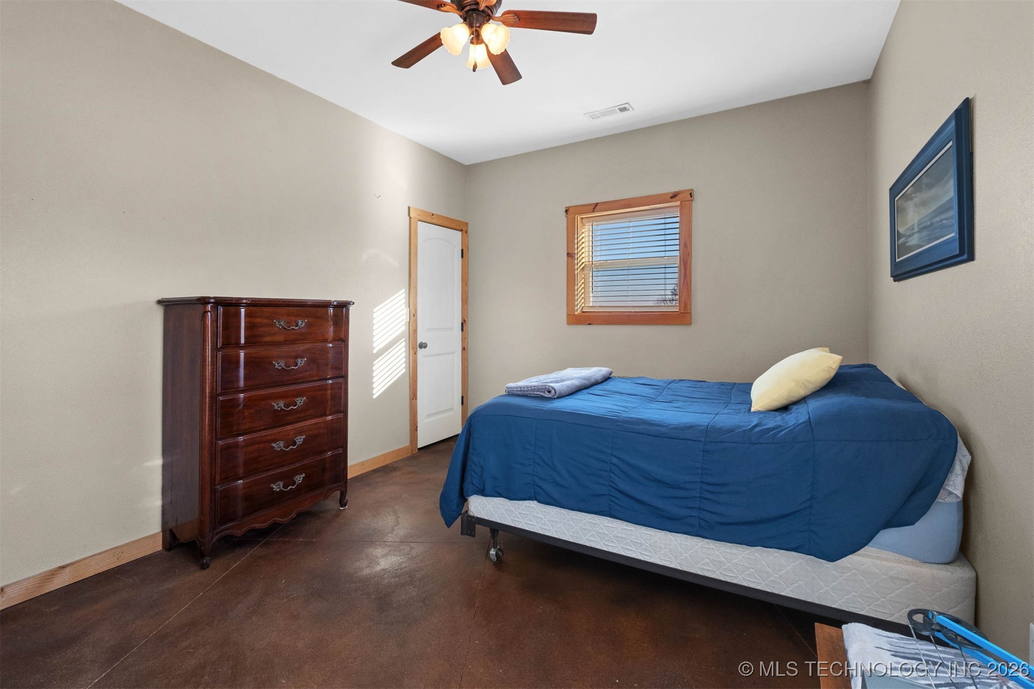 475547 E 680 Property Photo 24