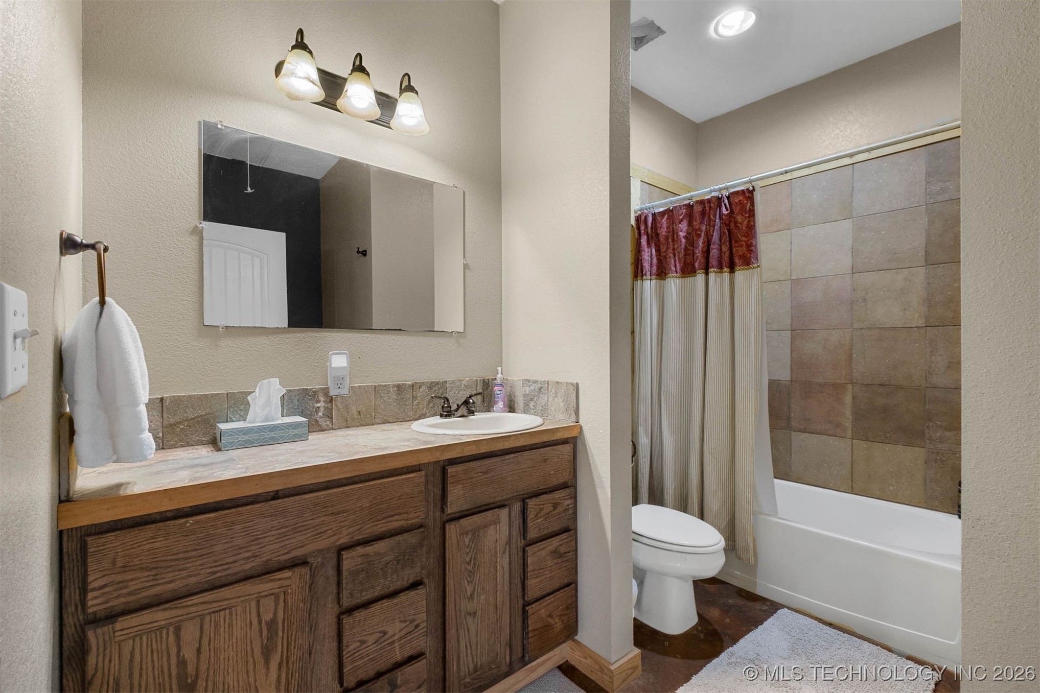 475547 E 680 Property Photo 25